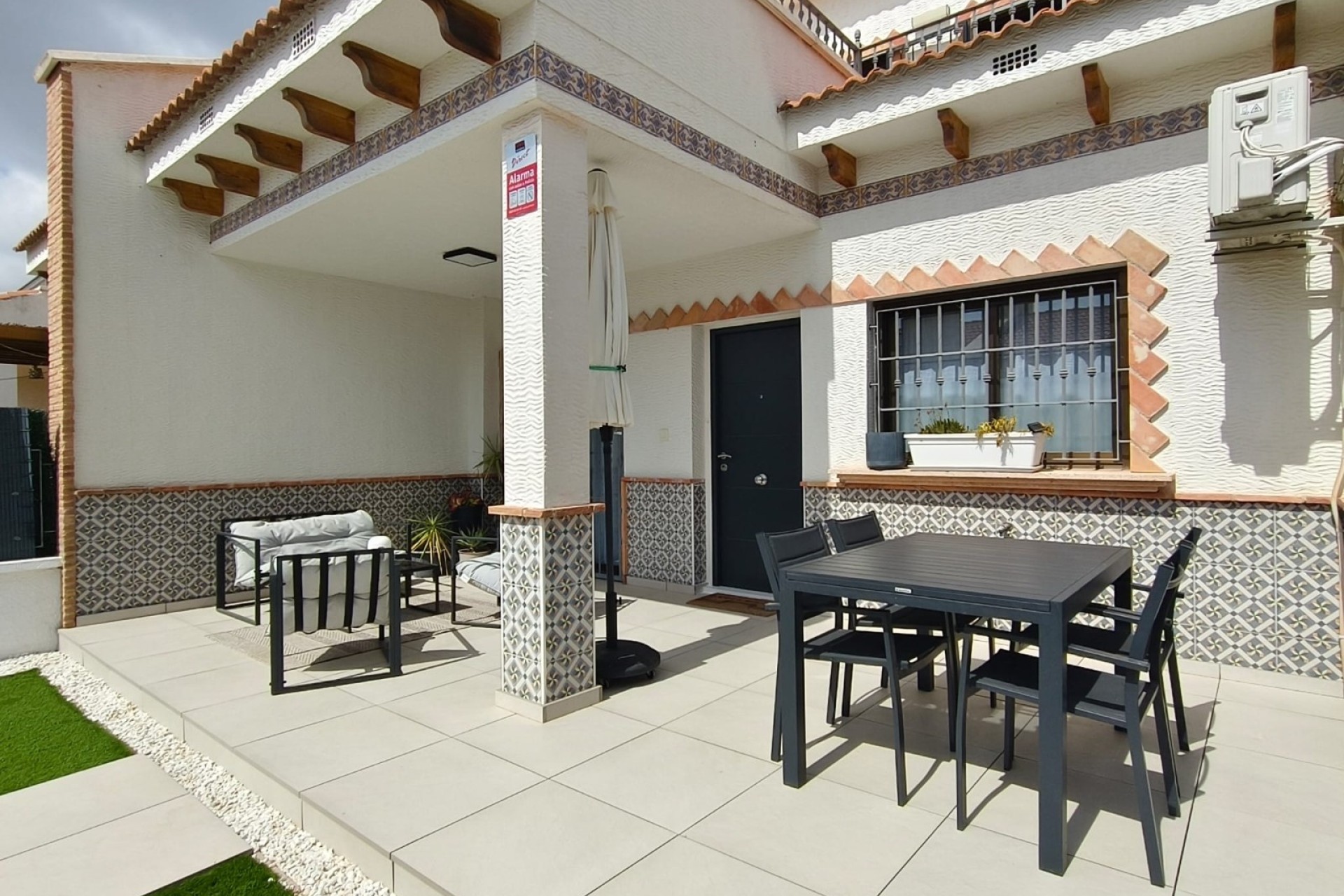 Venta - Adosado -
San Miguel de Salinas