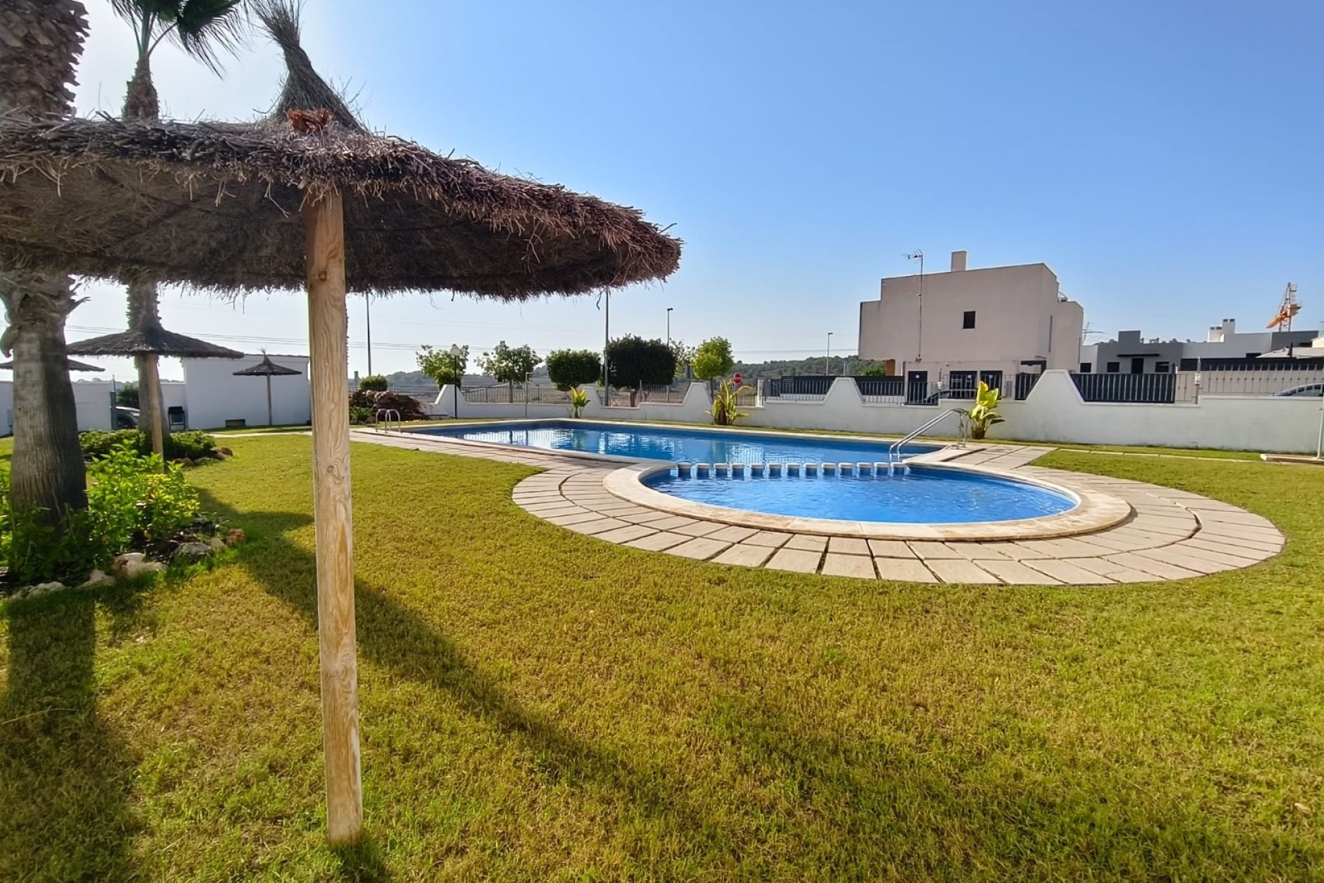 Venta - Adosado -
San Miguel de Salinas