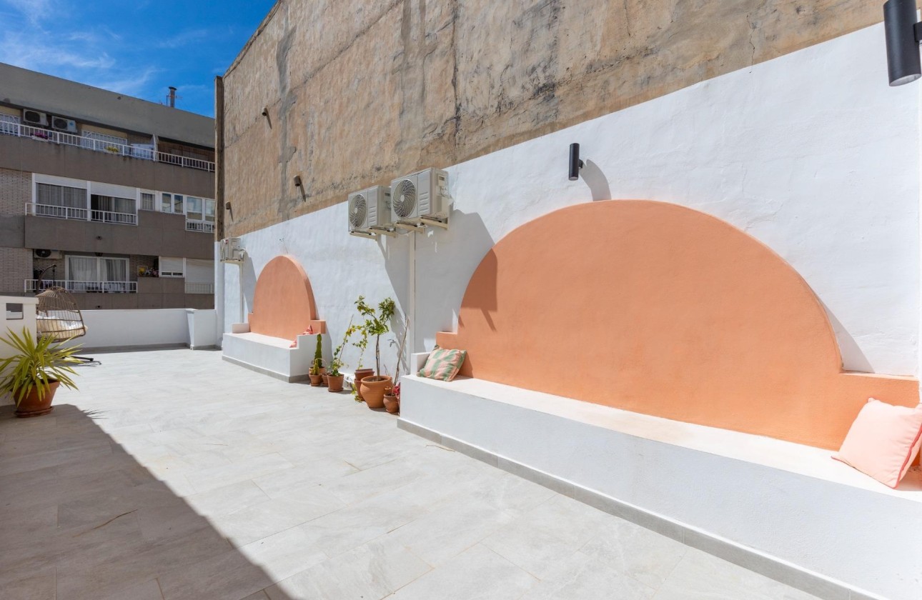 Venta - Adosado -
Torrevieja - Centro - Muelle Pesquero