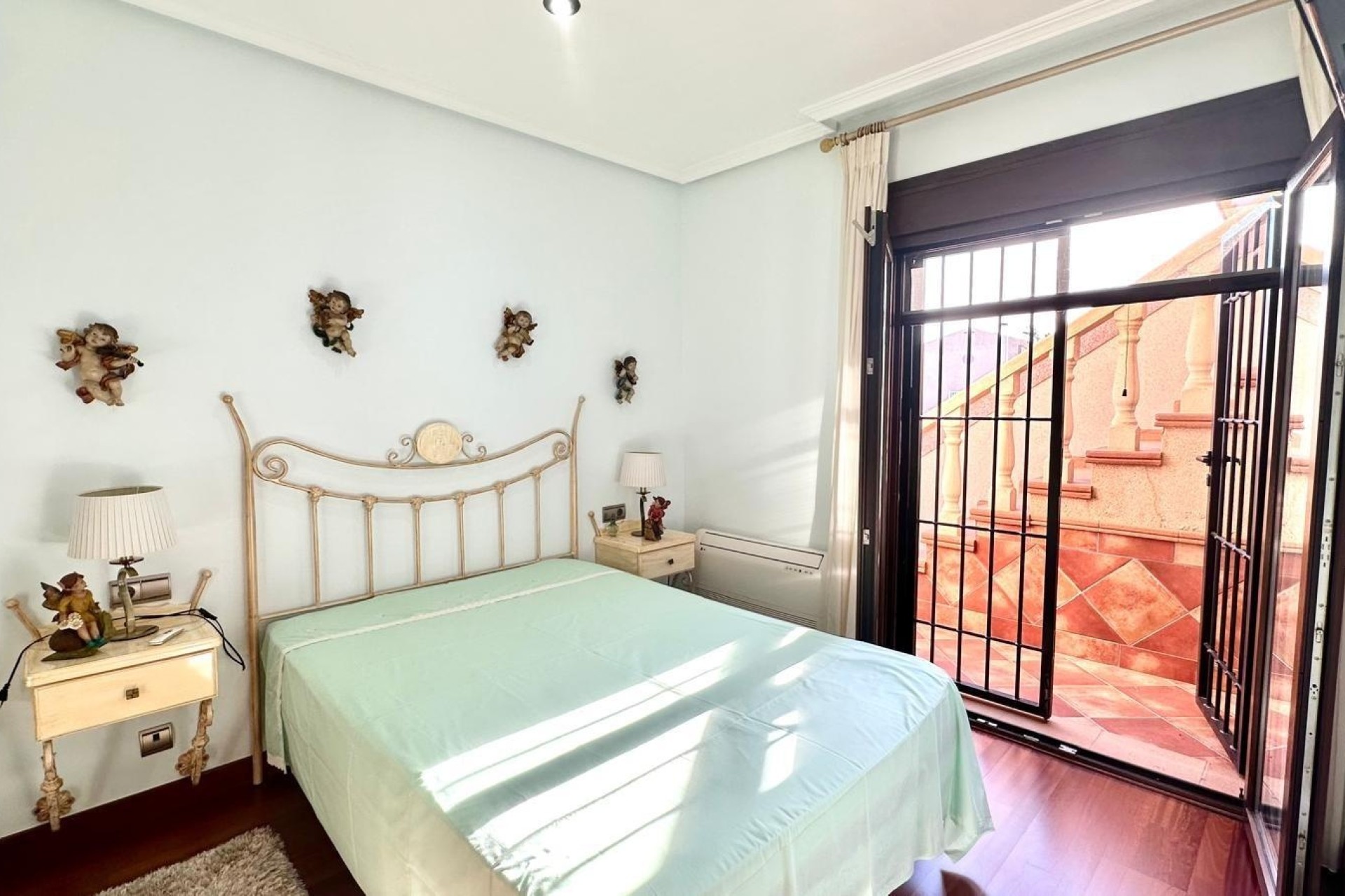 Venta - Adosado -
Torrevieja - La Siesta