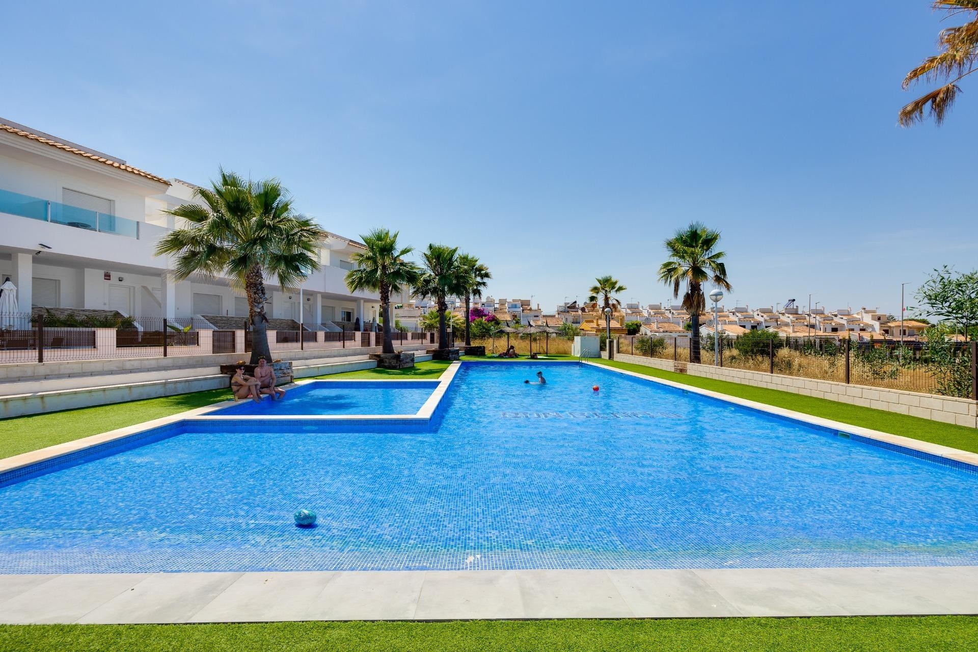 Venta - Adosado -
Torrevieja - Los Balcones
