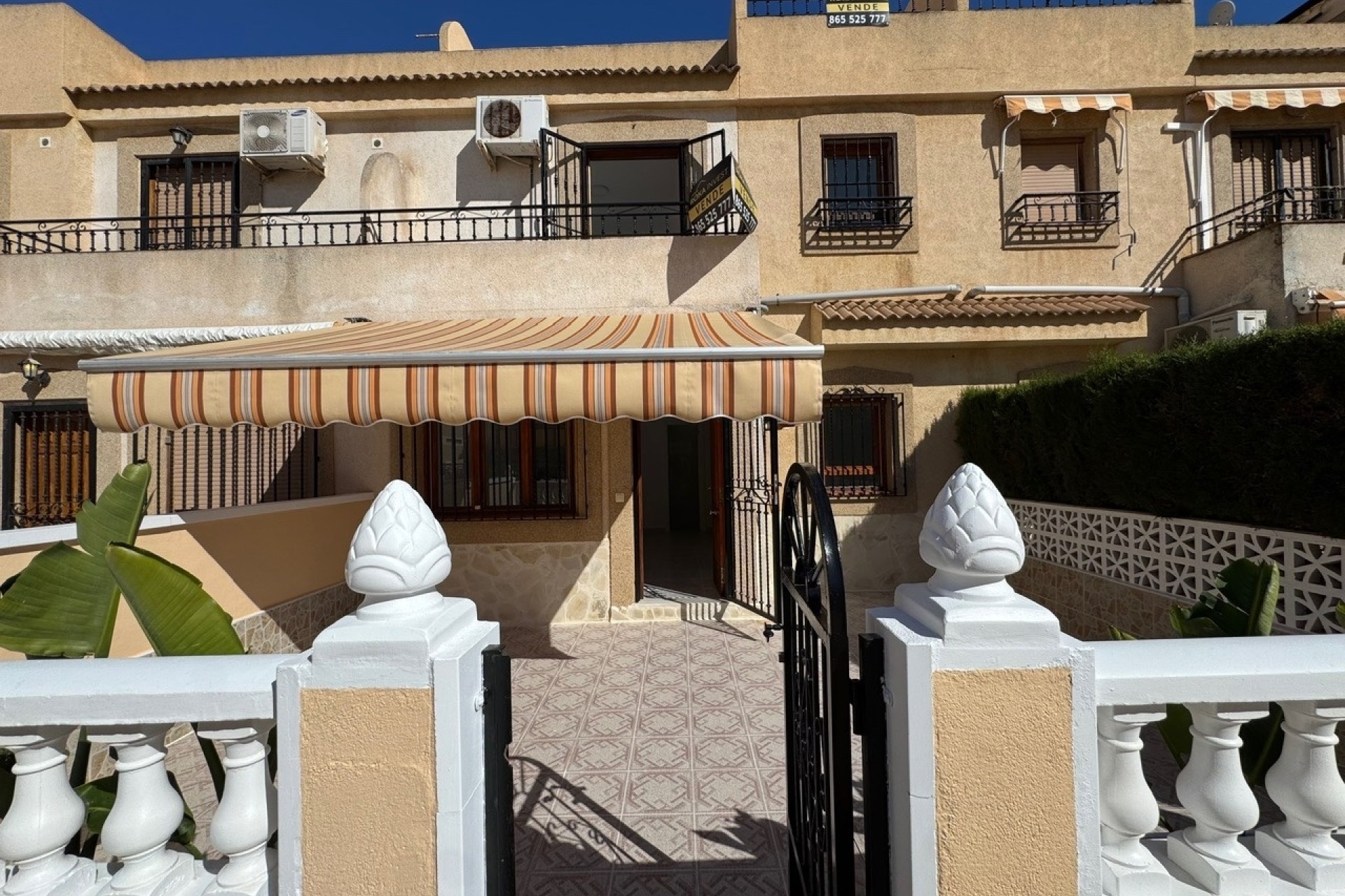Venta - Adosado -
Torrevieja - Los Frutales