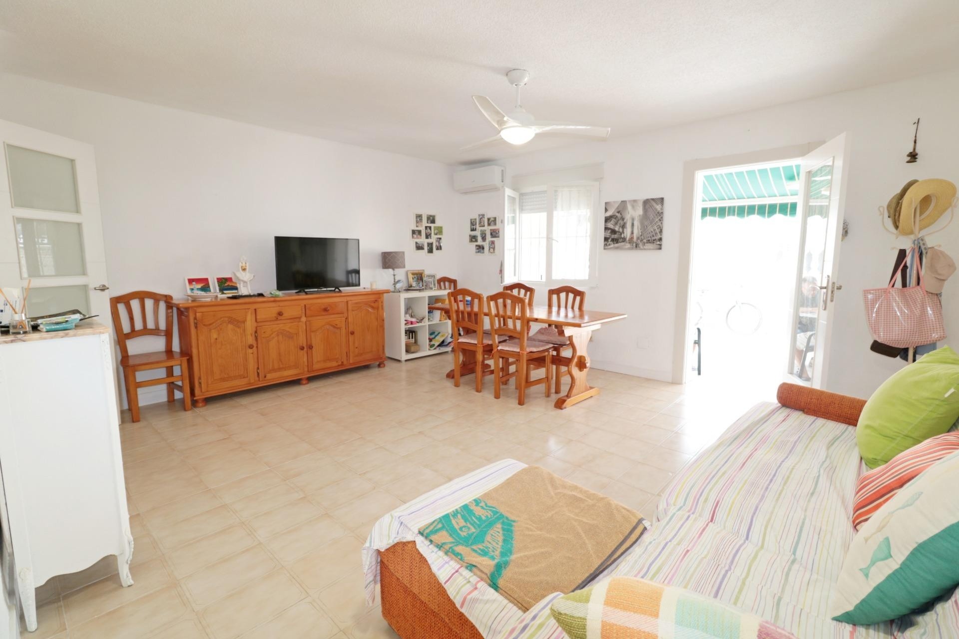 Venta - Adosado -
Torrevieja - Playa de los Naufragos