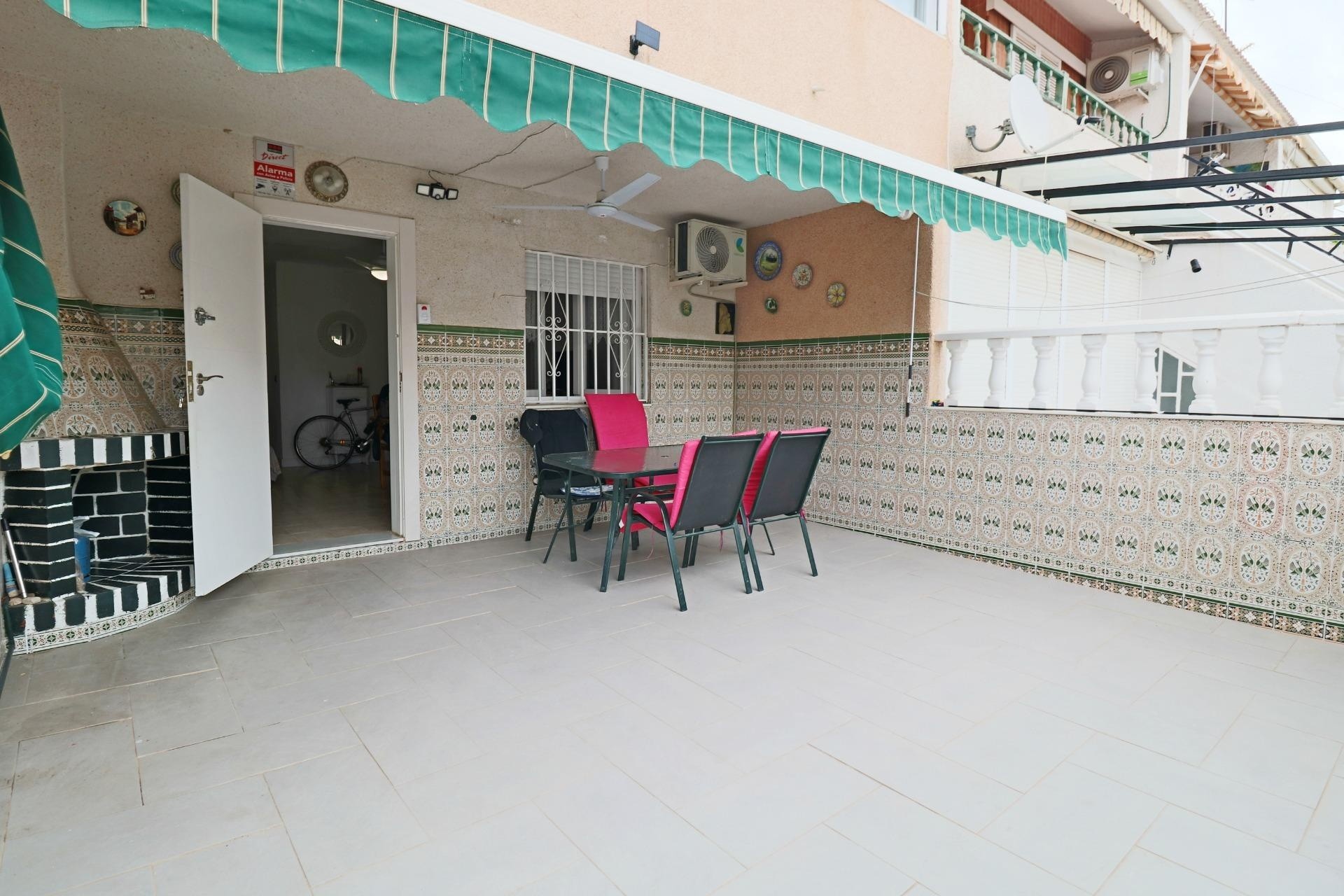 Venta - Adosado -
Torrevieja - Playa de los Naufragos