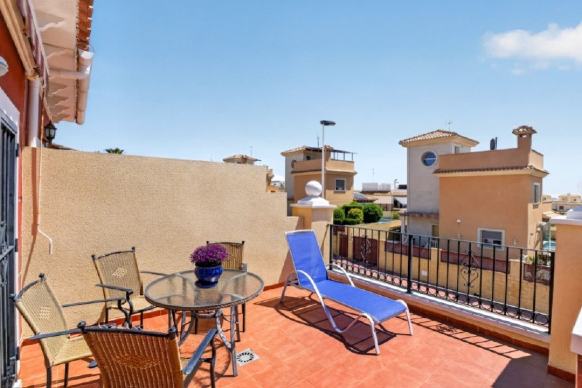 Venta - Adosado -
Torrevieja
