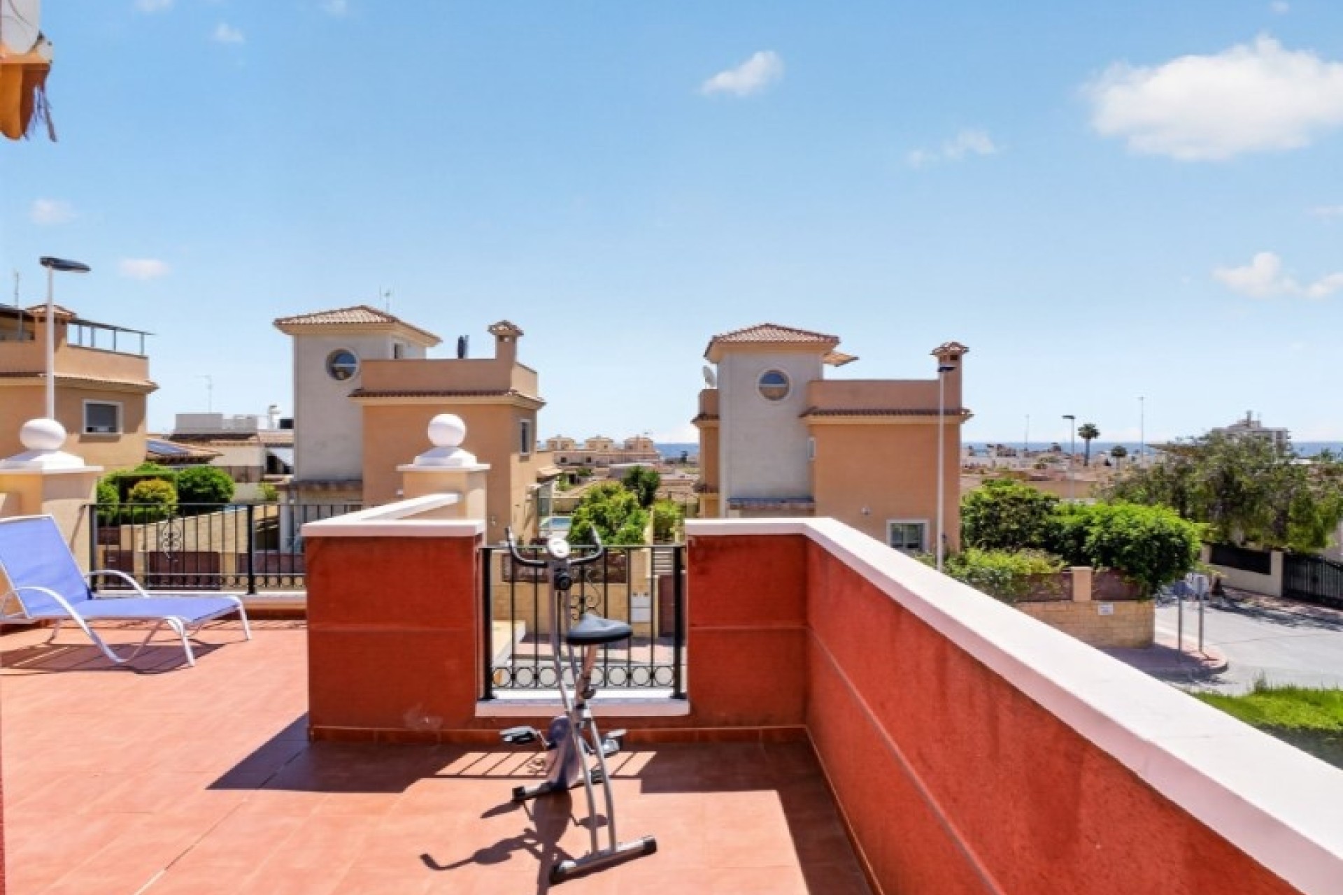 Venta - Adosado -
Torrevieja