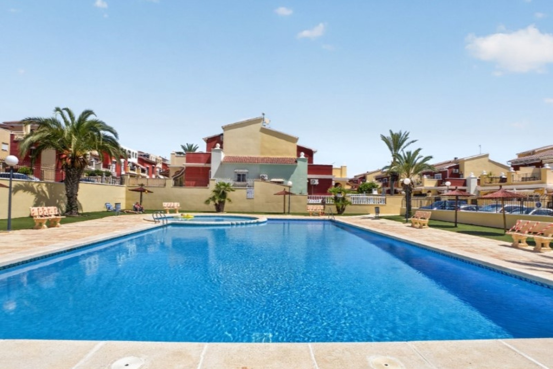 Venta - Adosado -
Torrevieja