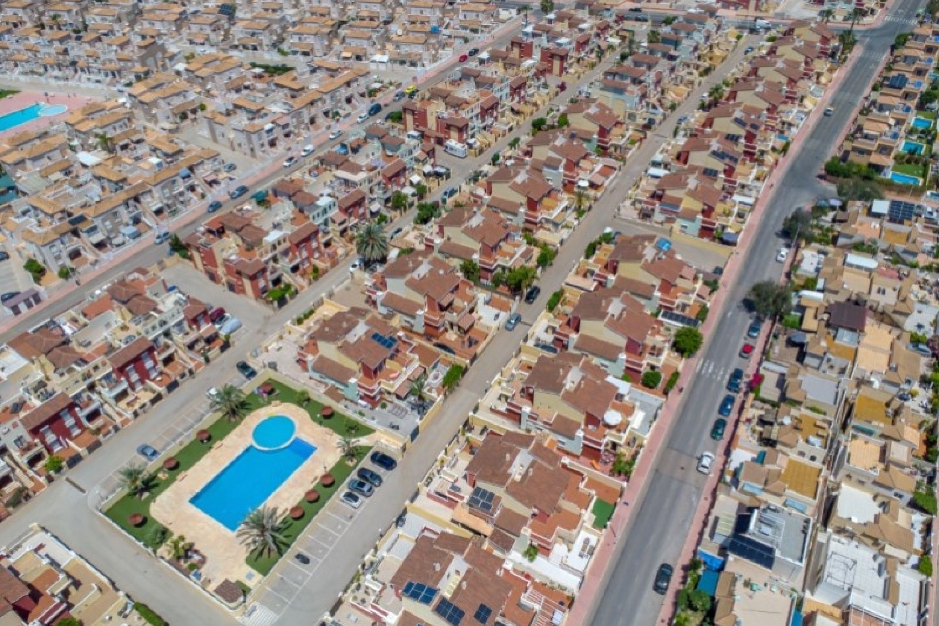Venta - Adosado -
Torrevieja