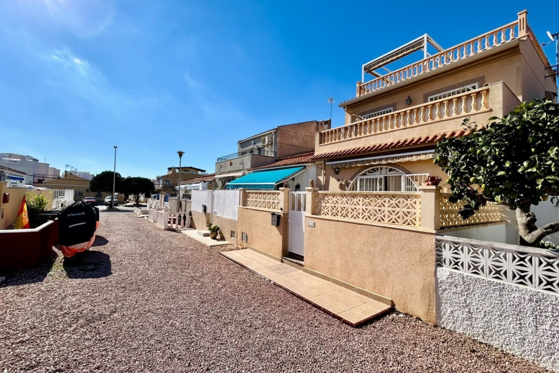 Venta - Adosado -
Torrevieja