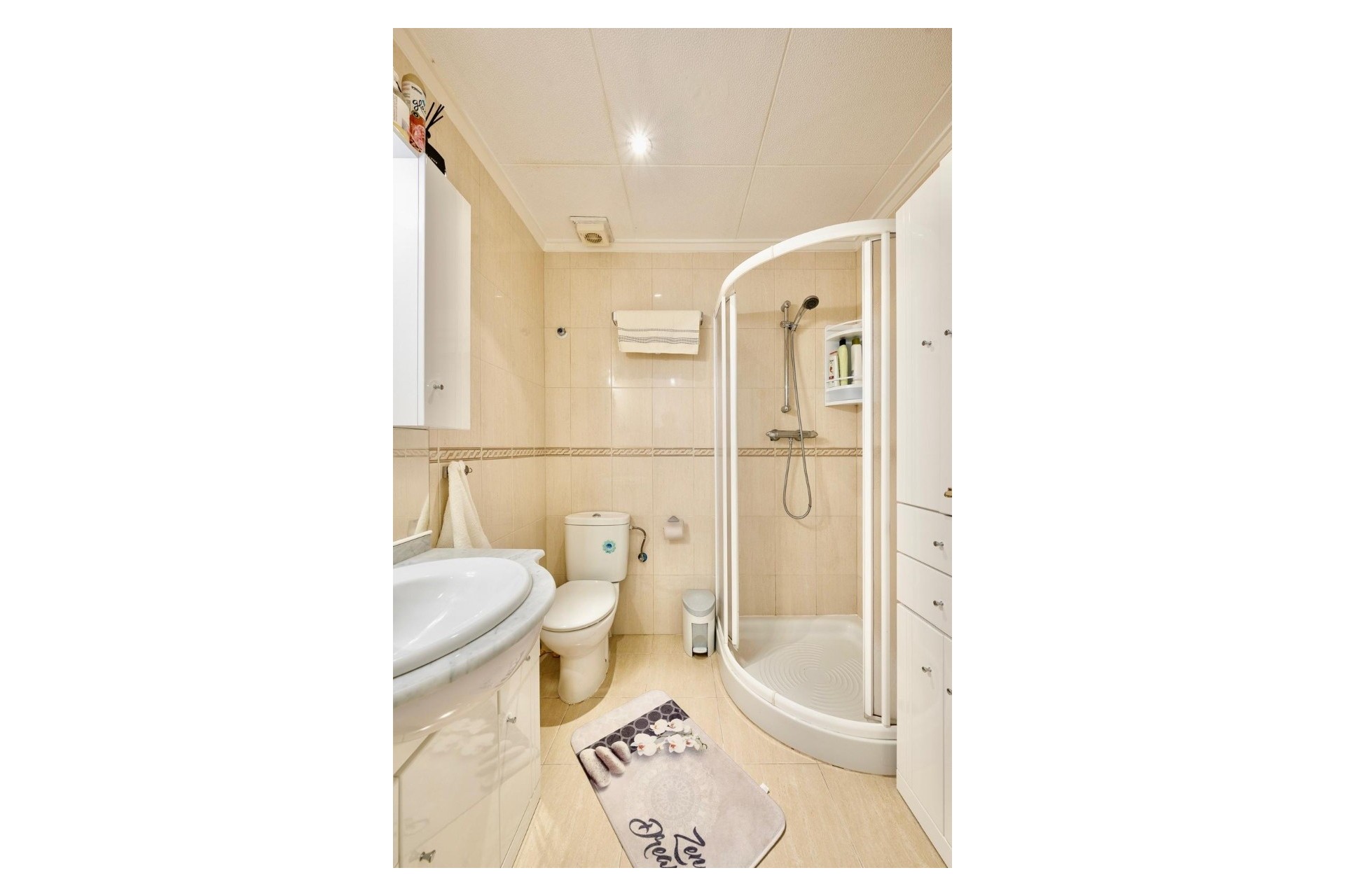 Venta - Adosado -
Torrevieja