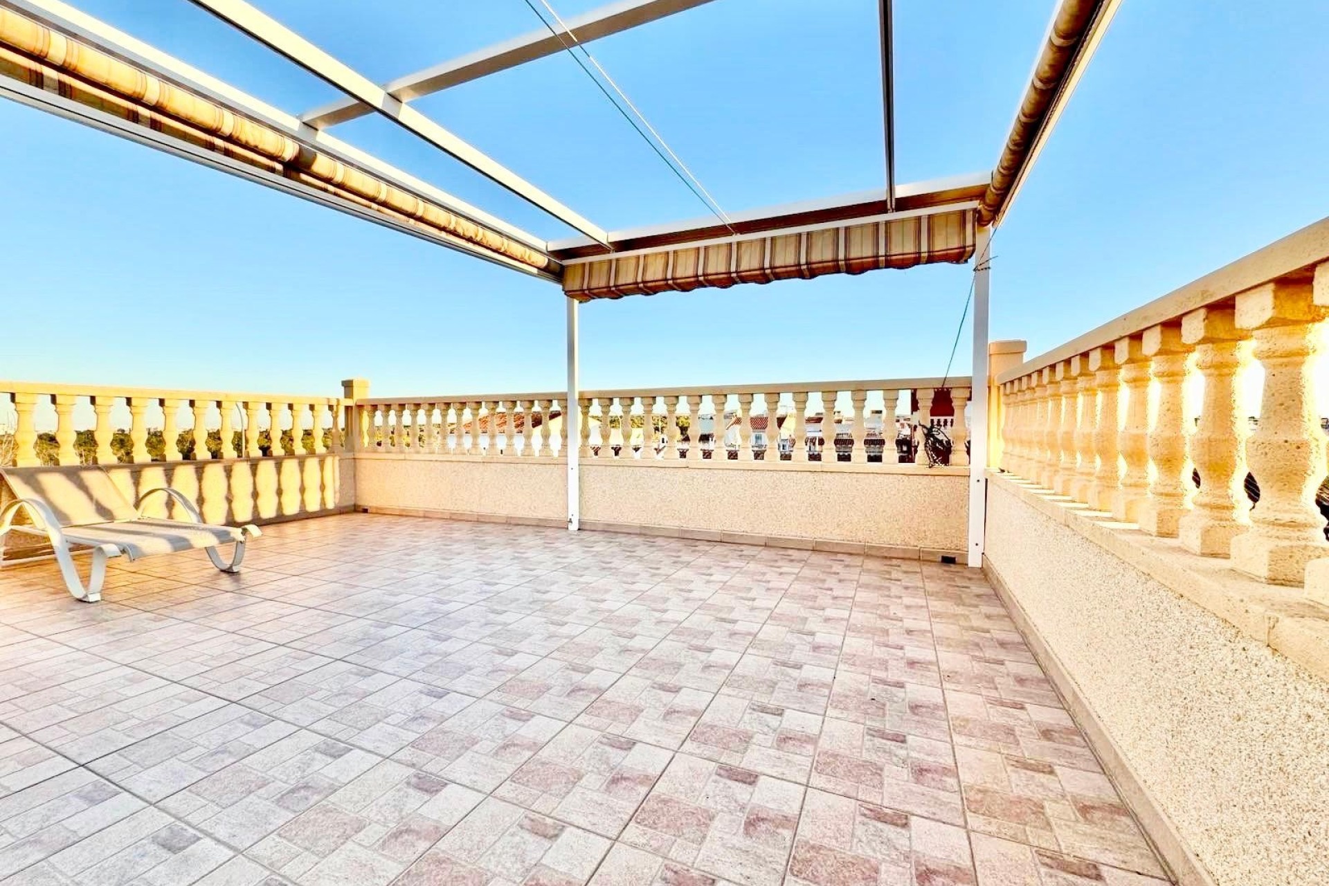 Venta - Adosado -
Torrevieja