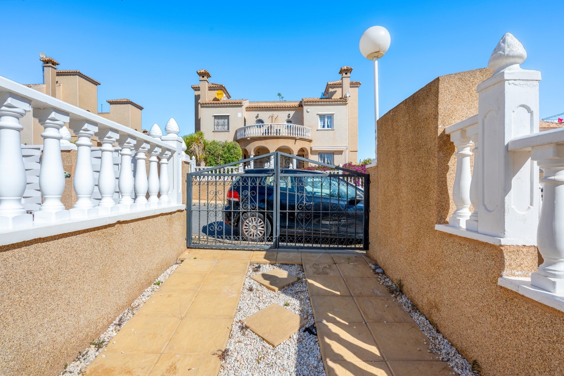 Venta - Adosado -
Villamartín - Costa Blanca