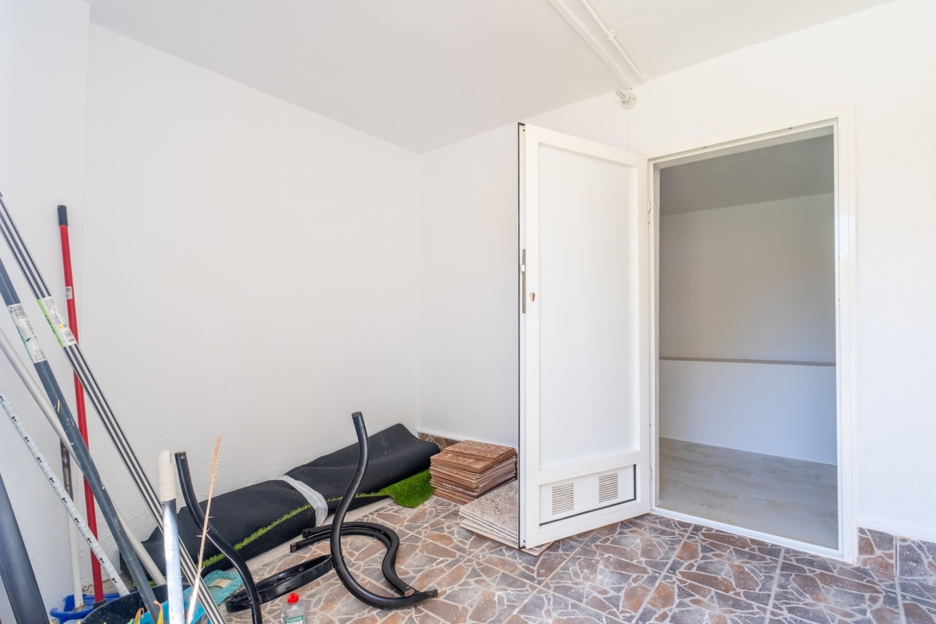 Venta - Adosado -
Villamartín - El Galan