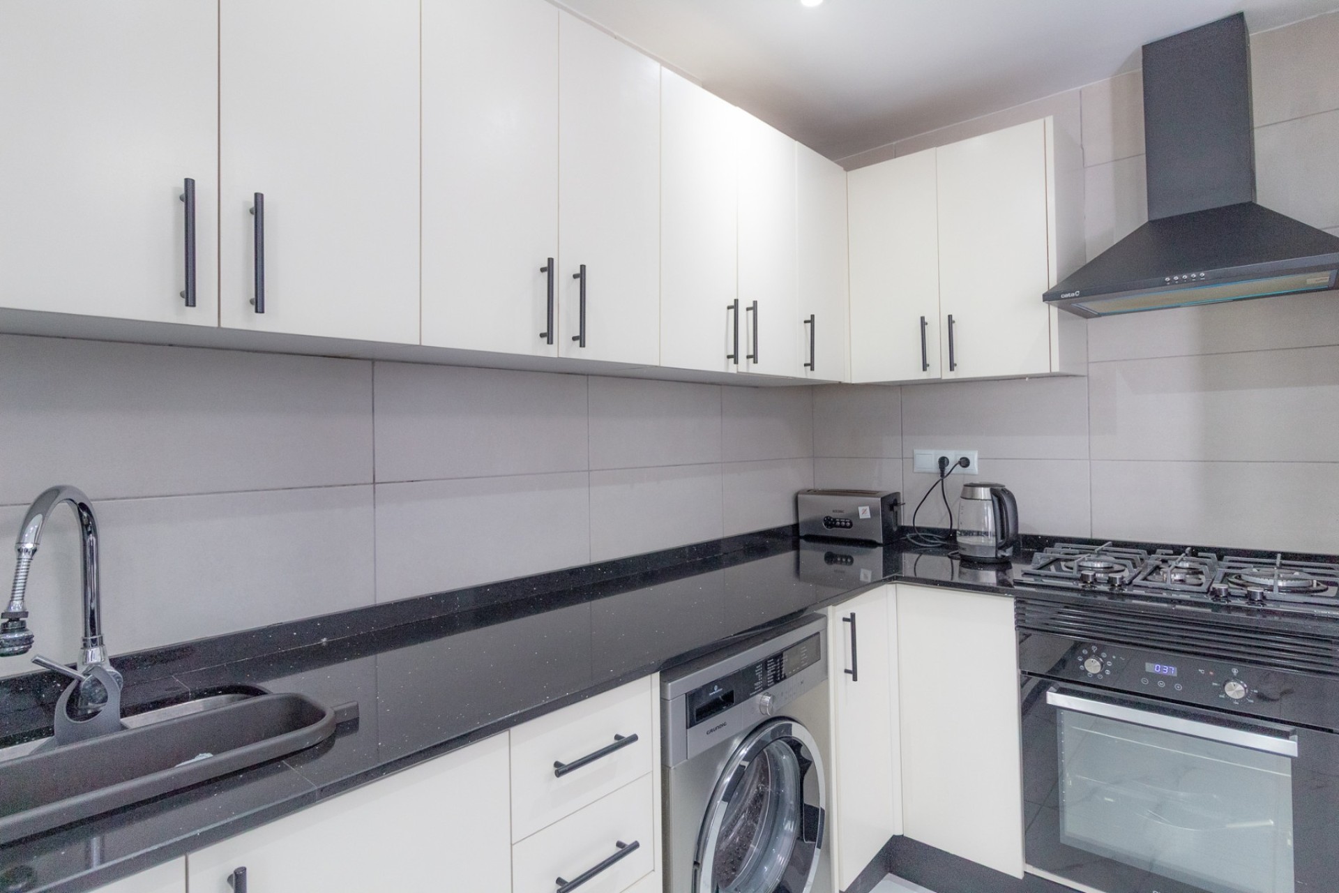 Venta - Adosado -
Villamartín - Verdemar