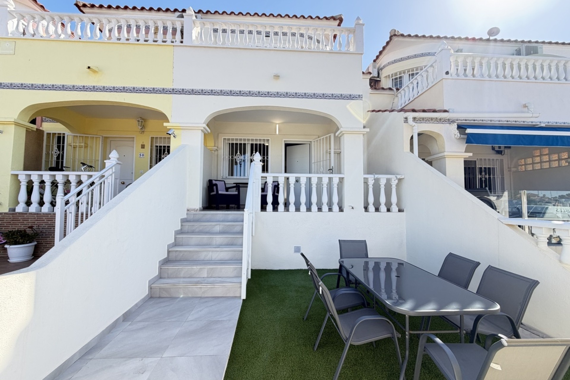 Venta - Adosado -
Villamartín