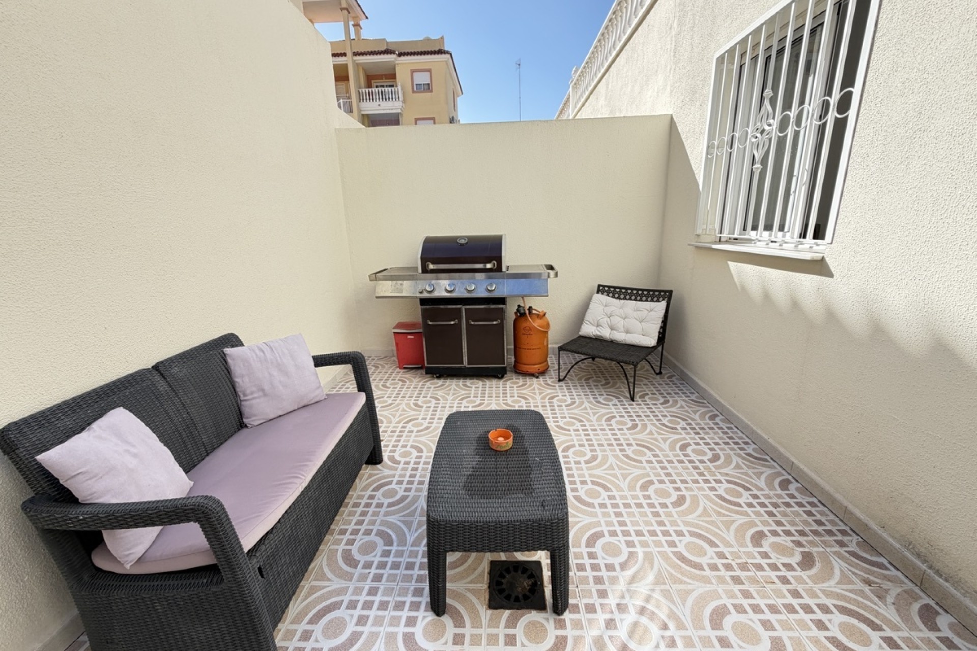 Venta - Adosado -
Villamartín