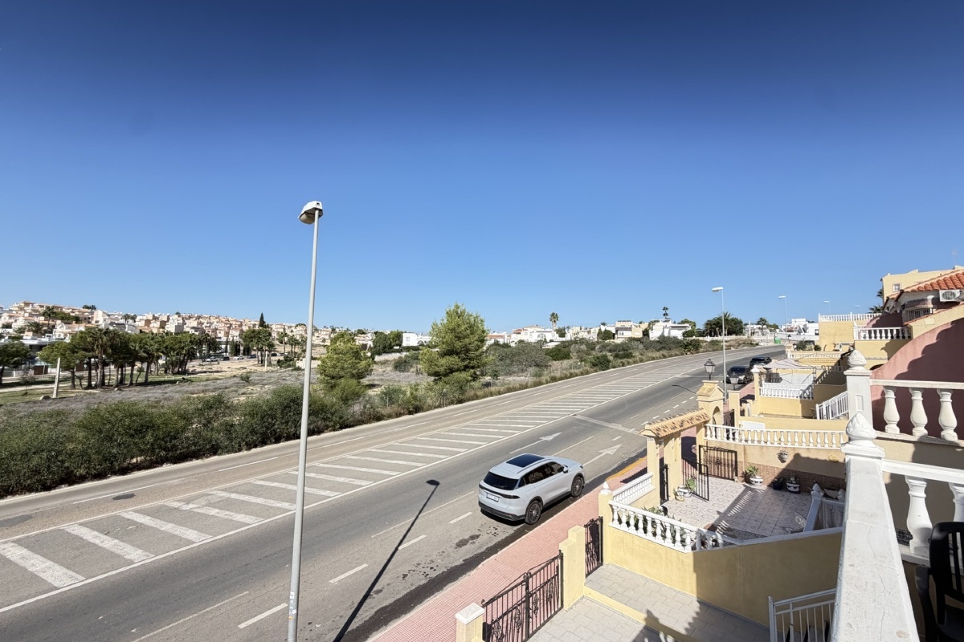 Venta - Adosado -
Villamartín