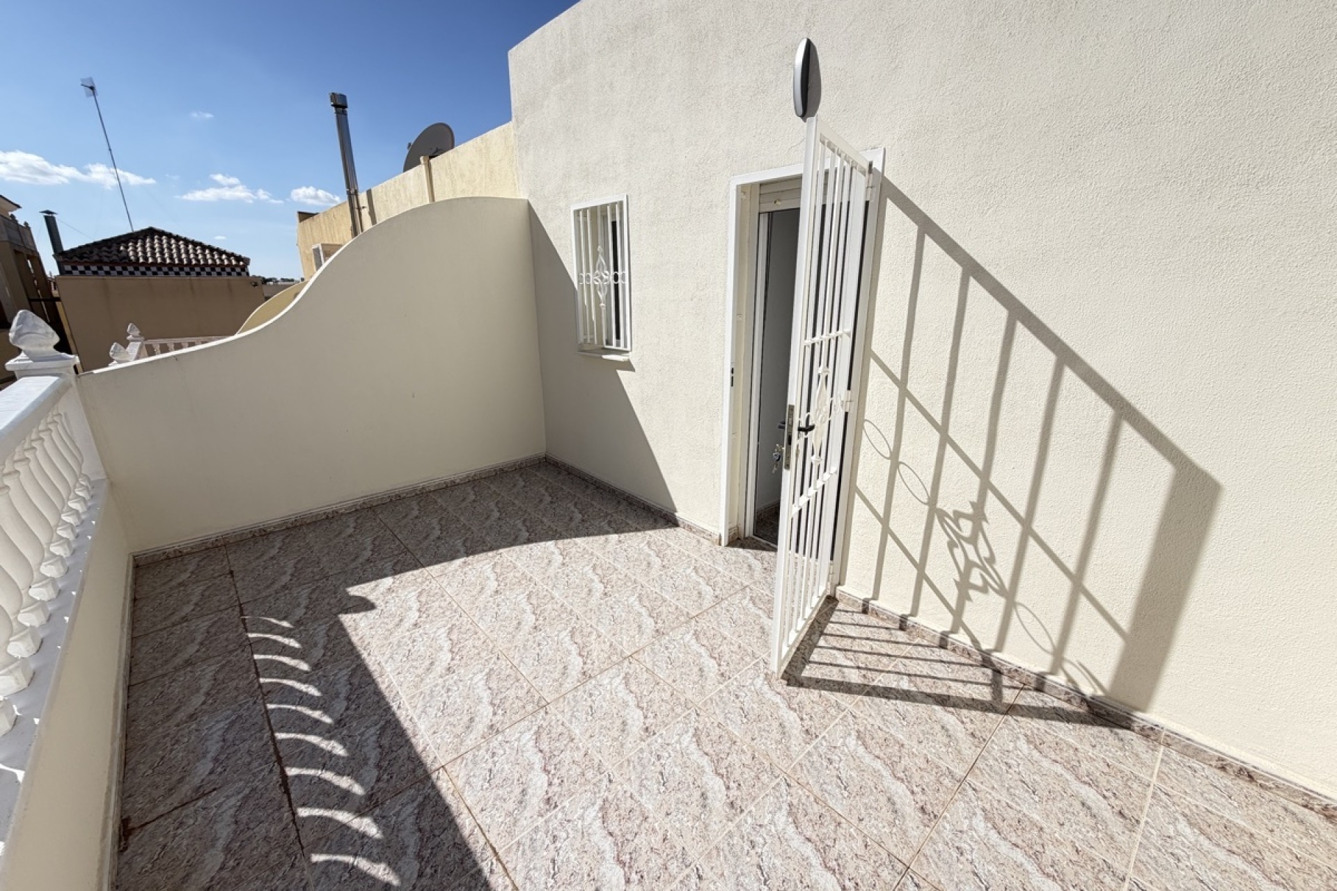 Venta - Adosado -
Villamartín