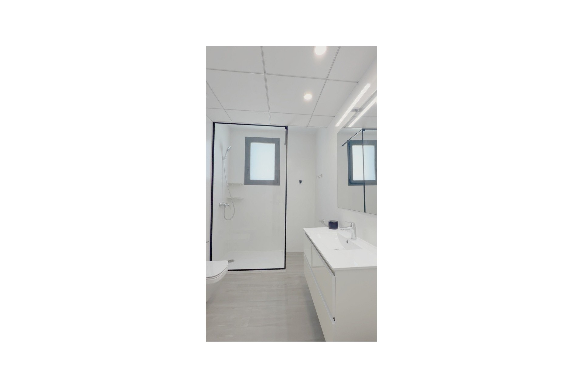 Venta - Apartamento / Piso -
Albufereta - Costa Blanca