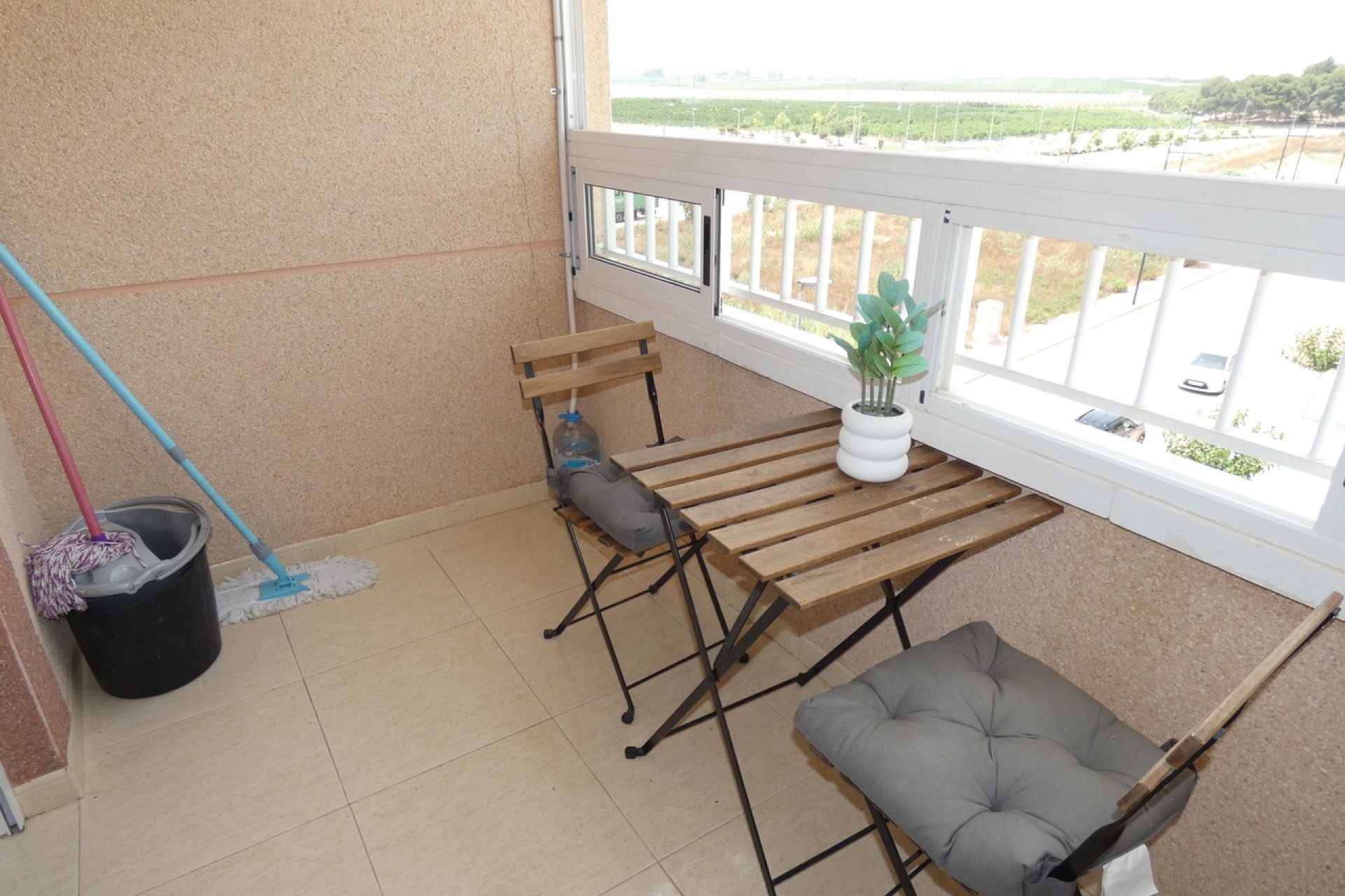 Venta - Apartamento / Piso -
Algorfa
