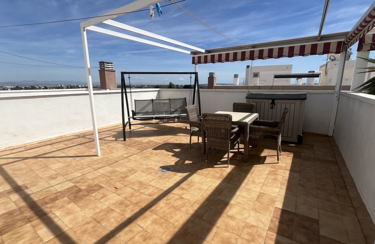 Venta - Apartamento / Piso -
Algorfa