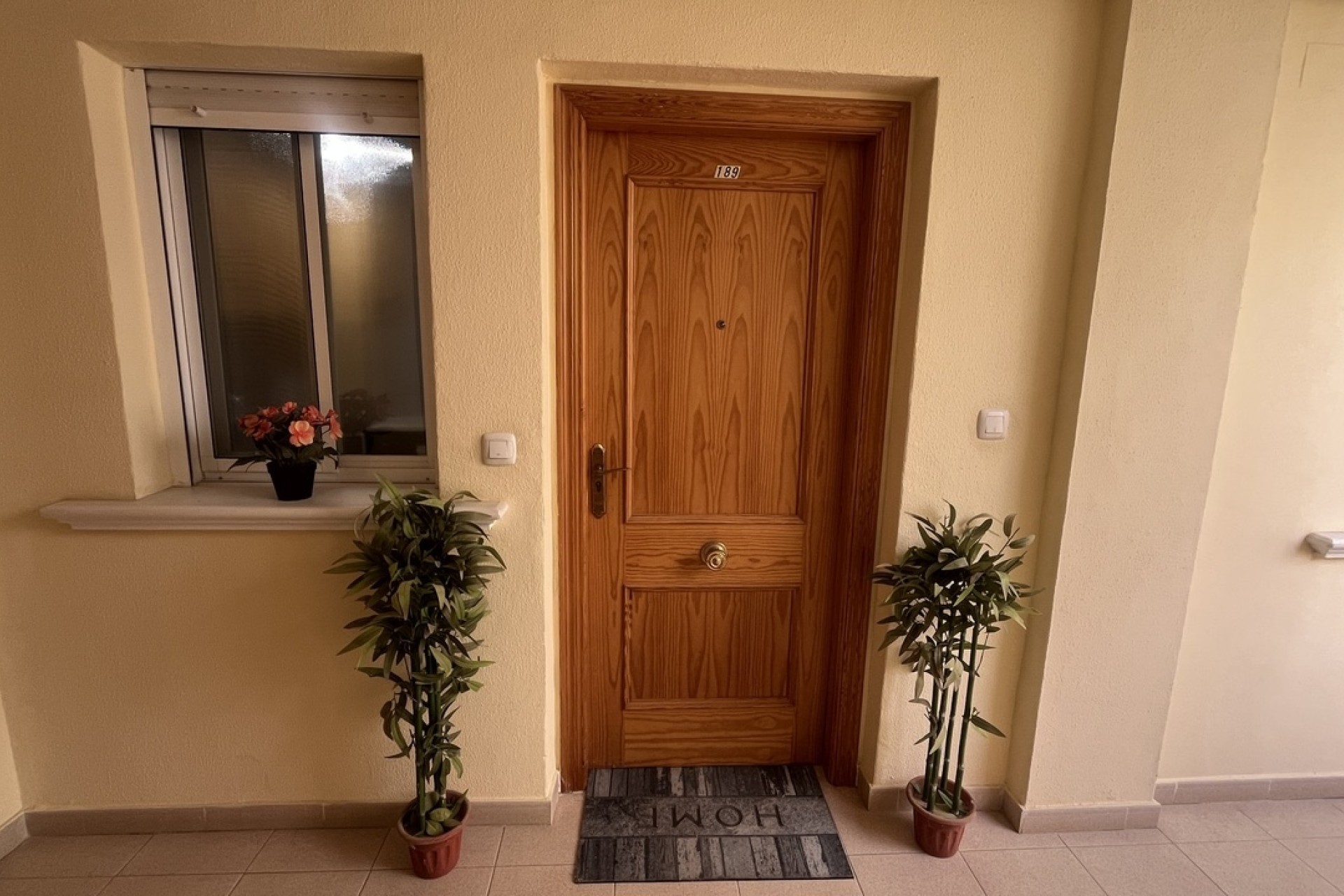 Venta - Apartamento / Piso -
Algorfa