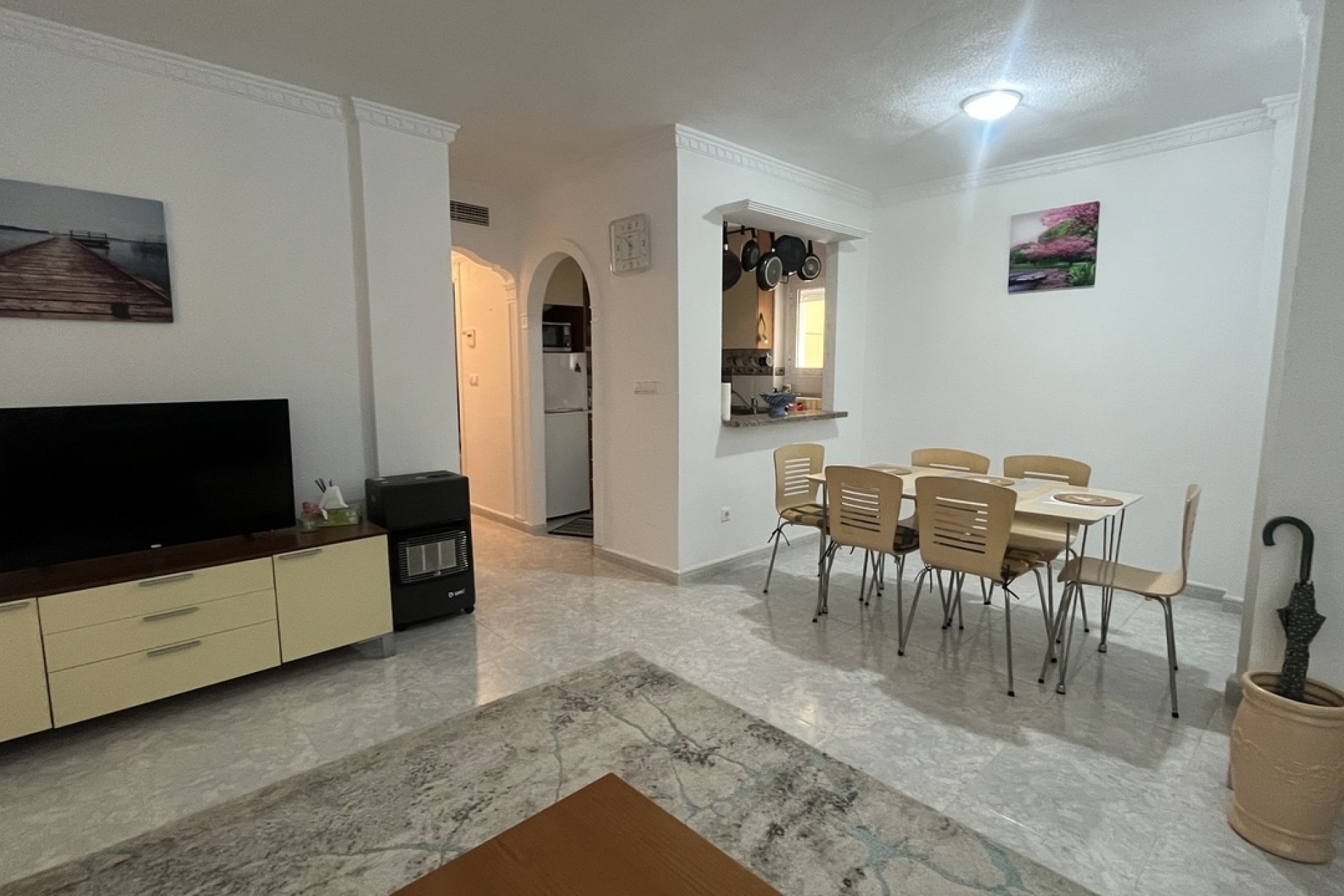 Venta - Apartamento / Piso -
Algorfa
