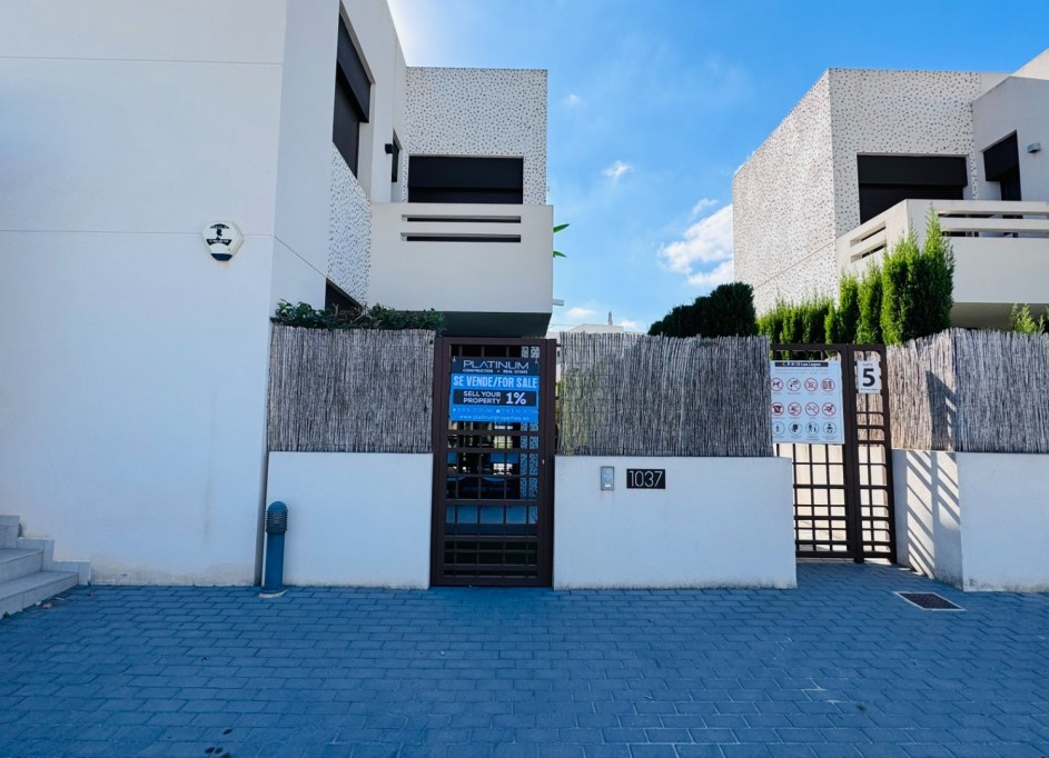 Venta - Apartamento piso -
Algorfa
