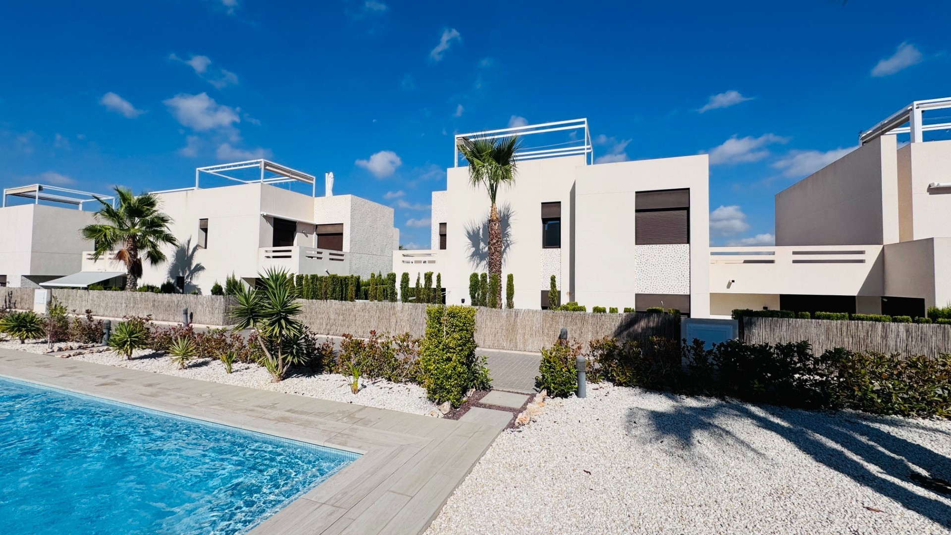 Venta - Apartamento piso -
Algorfa