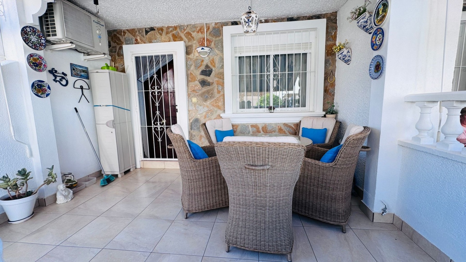 Venta - Apartamento piso -
Algorfa