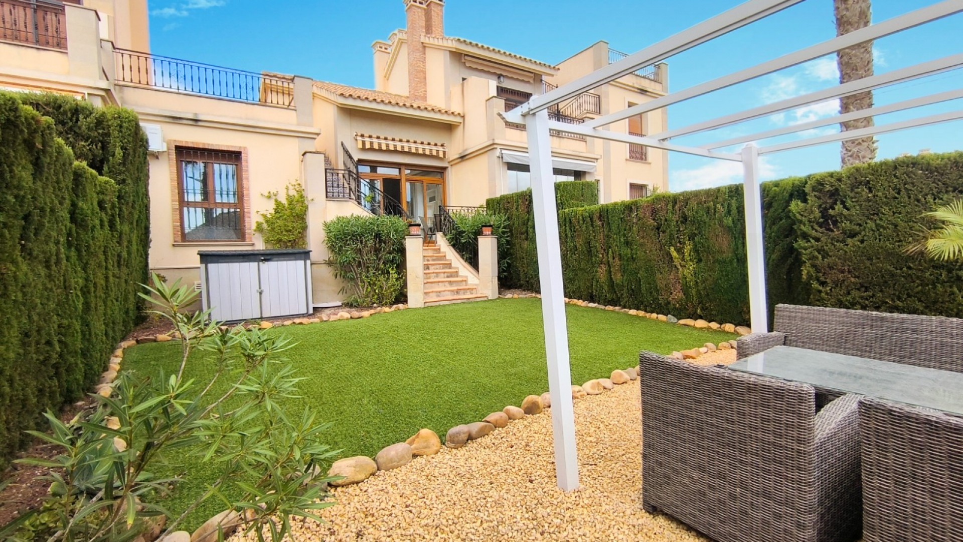 Venta - Apartamento piso -
Algorfa