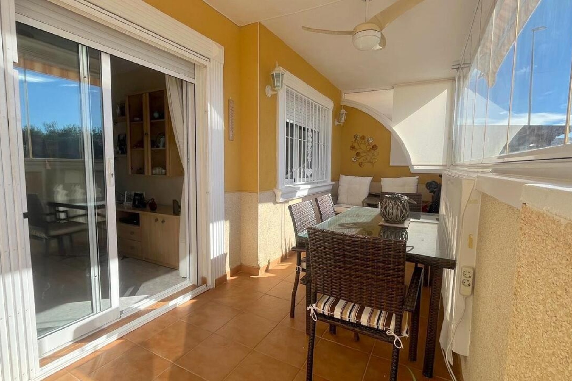 Venta - Apartamento / Piso -
Algorfa