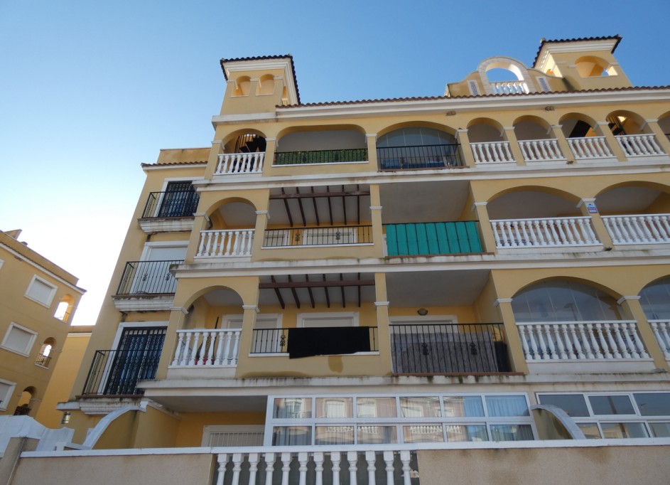 Venta - Apartamento piso -
Algorfa