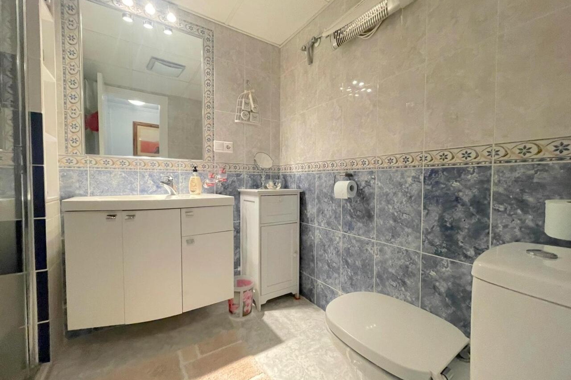Venta - Apartamento / Piso -
Algorfa