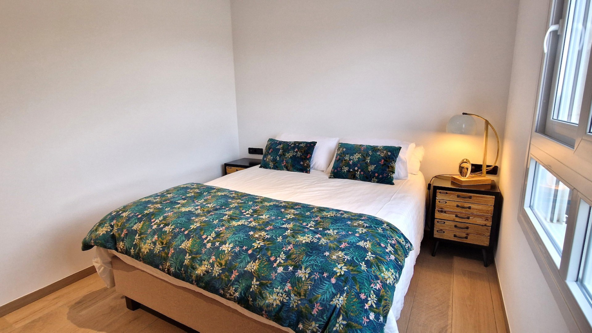 Venta - Apartamento piso -
Algorfa