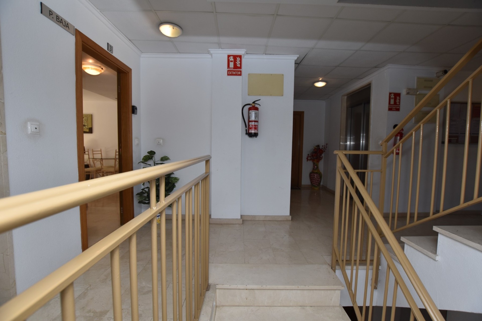 Venta - Apartamento / Piso -
Algorfa