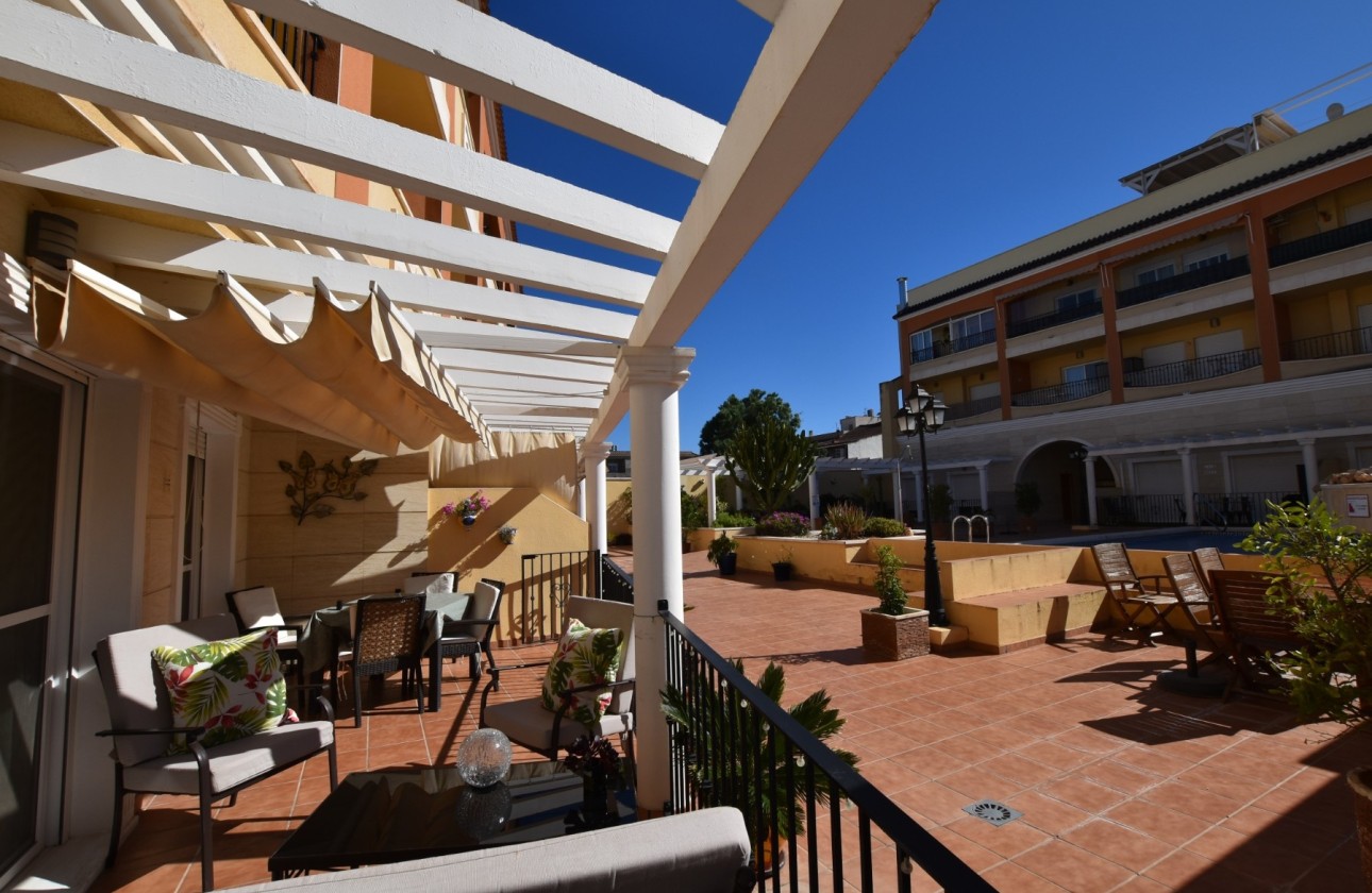 Venta - Apartamento / Piso -
Algorfa