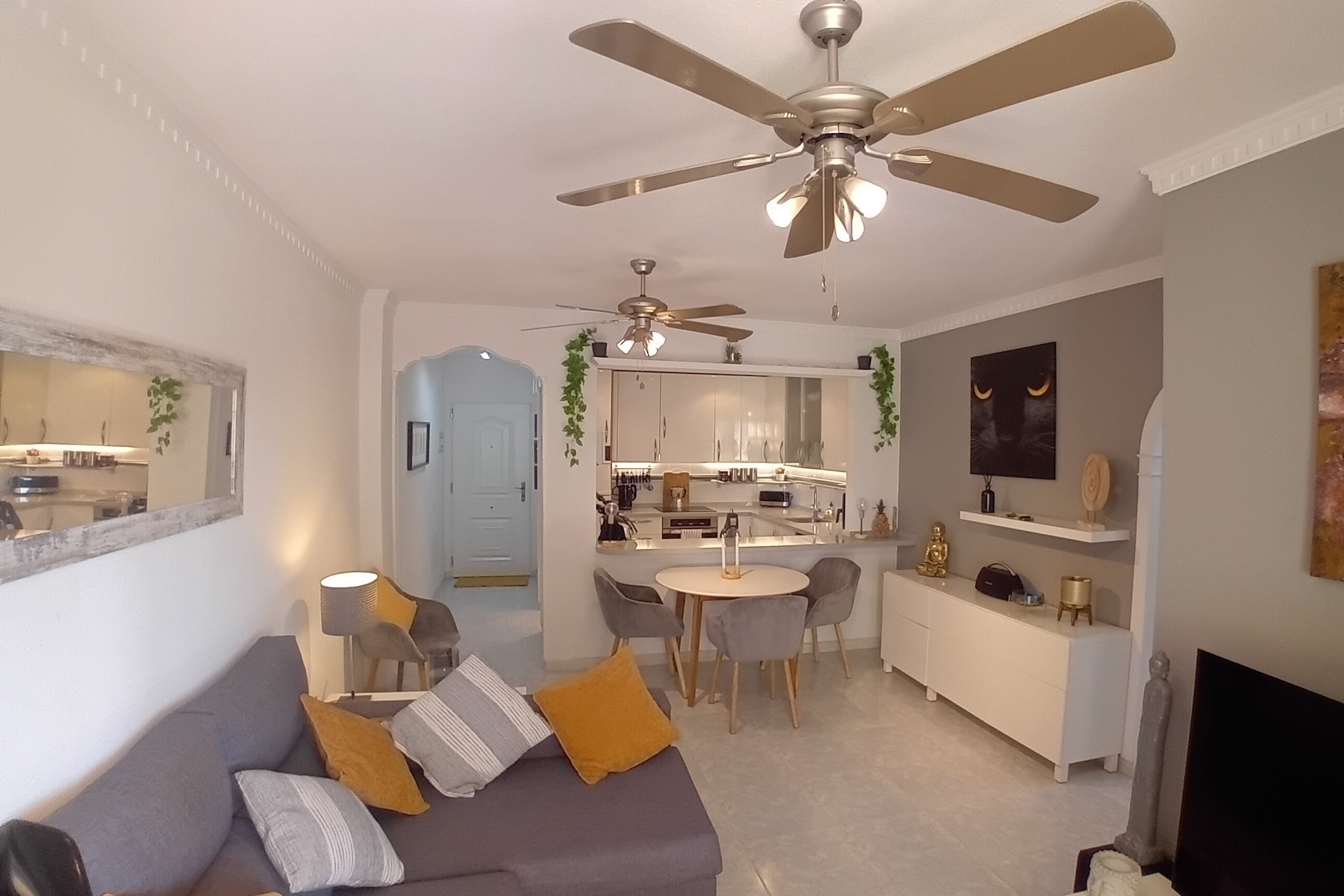 Venta - Apartamento piso -
Algorfa