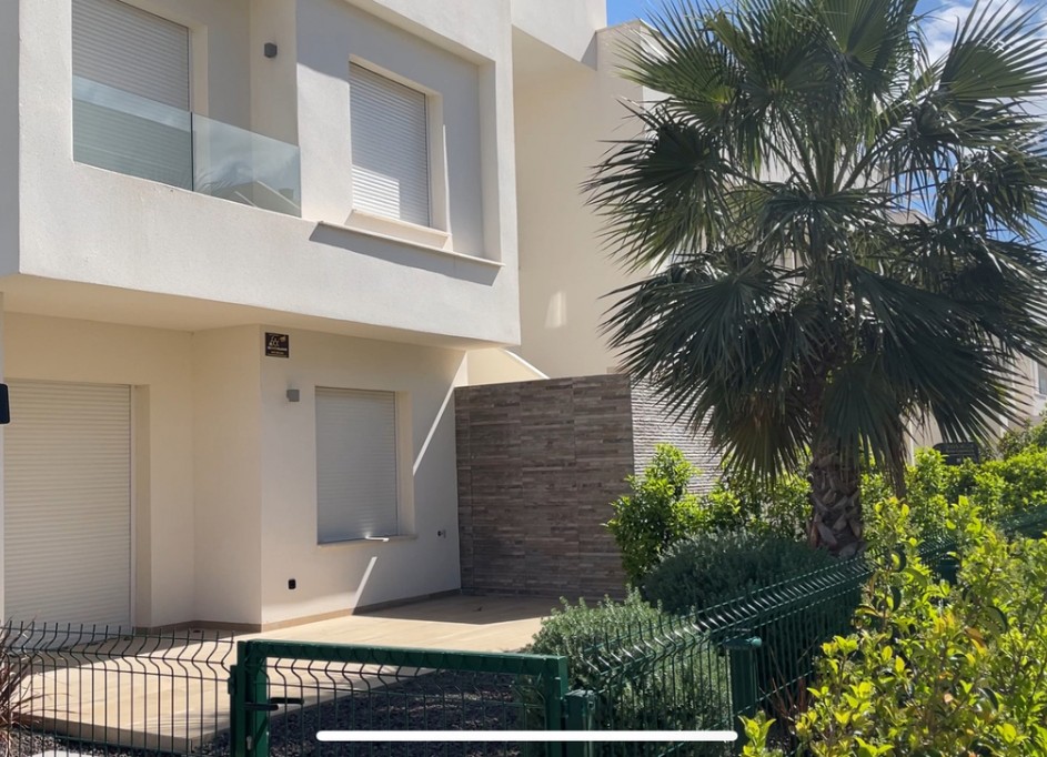 Venta - Apartamento piso -
Algorfa