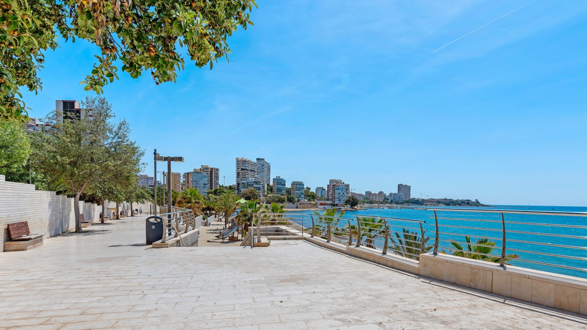 Venta - Apartamento piso -
Alicante