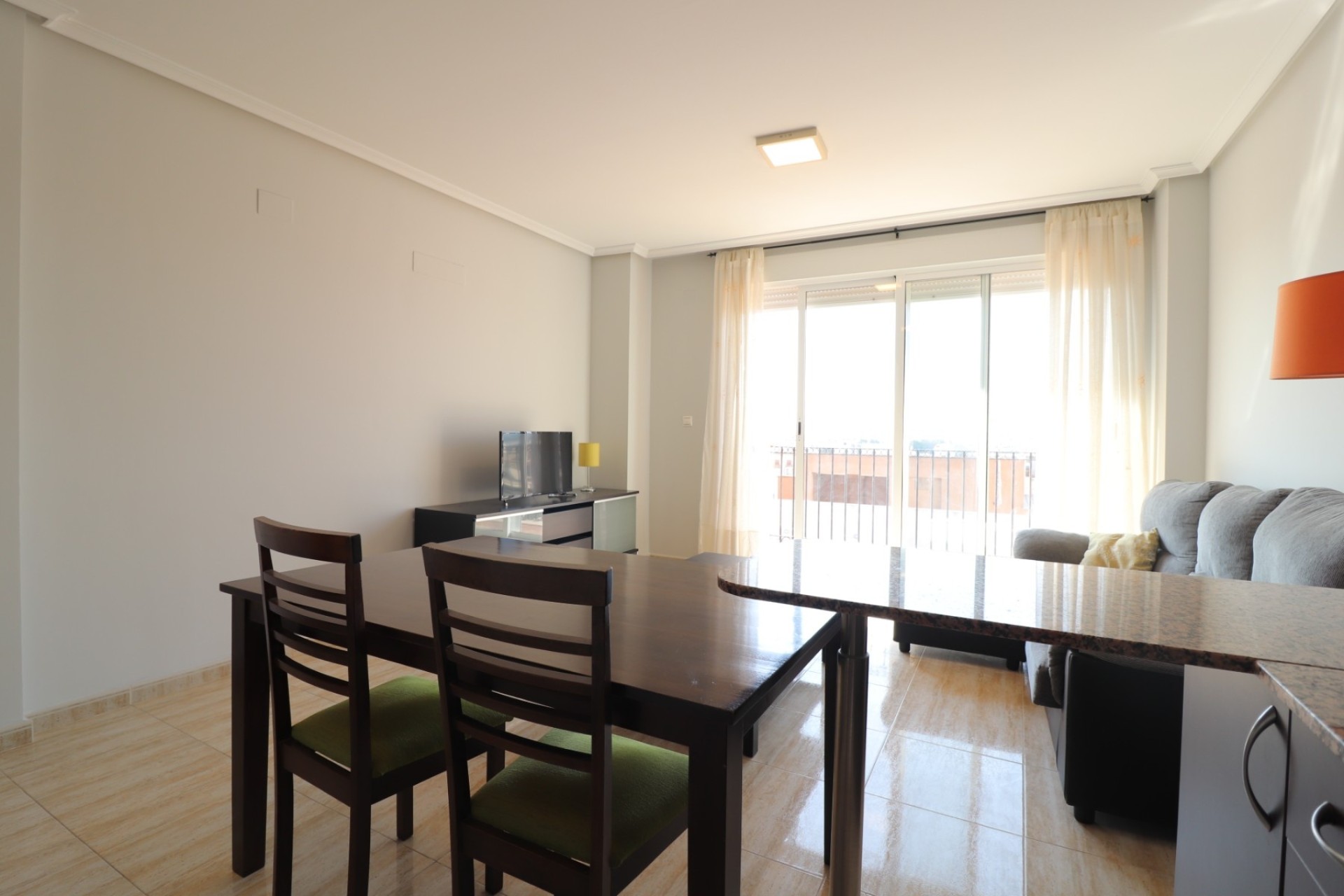 Venta - Apartamento / Piso -
Almoradí