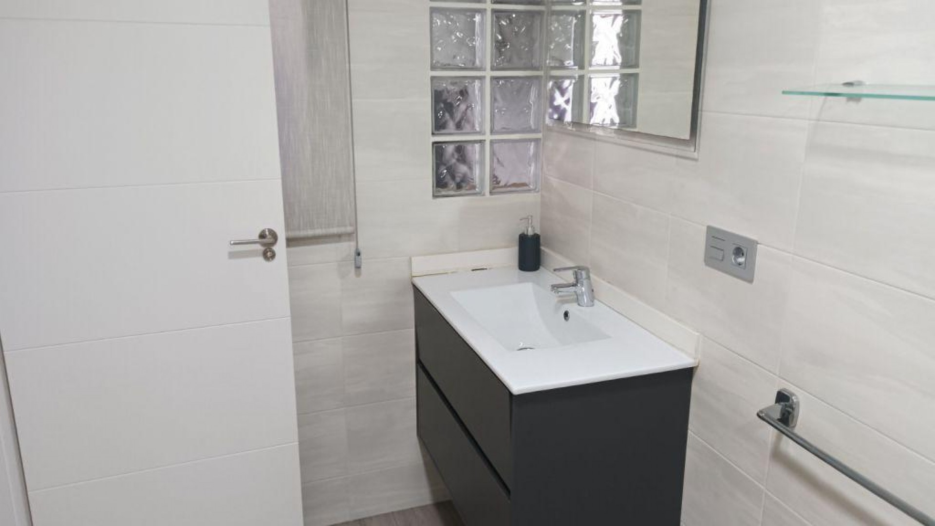 Venta - Apartamento piso -
Almoradí