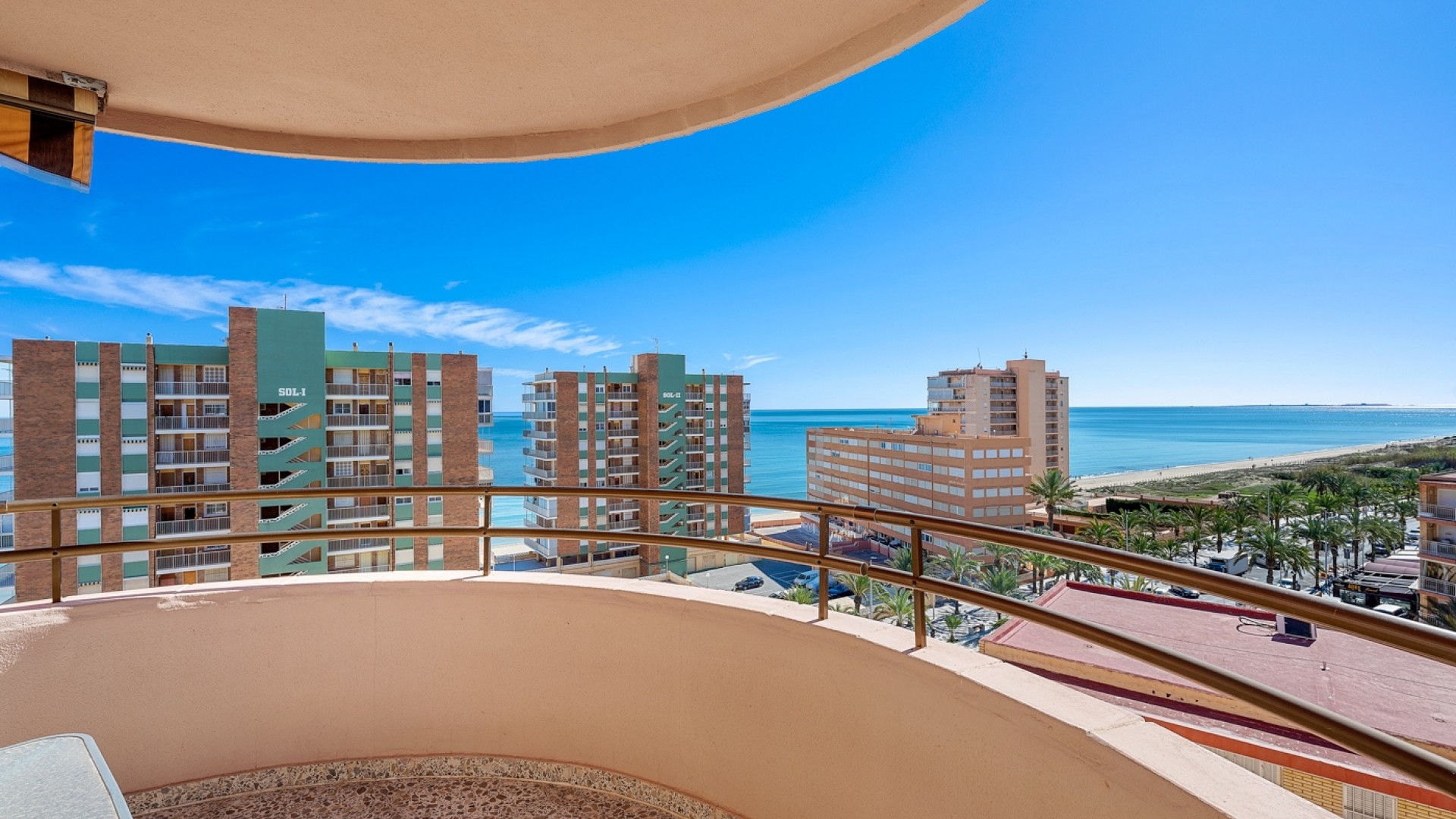 Venta - Apartamento piso -
Arenales del Sol - Segunda linea playa