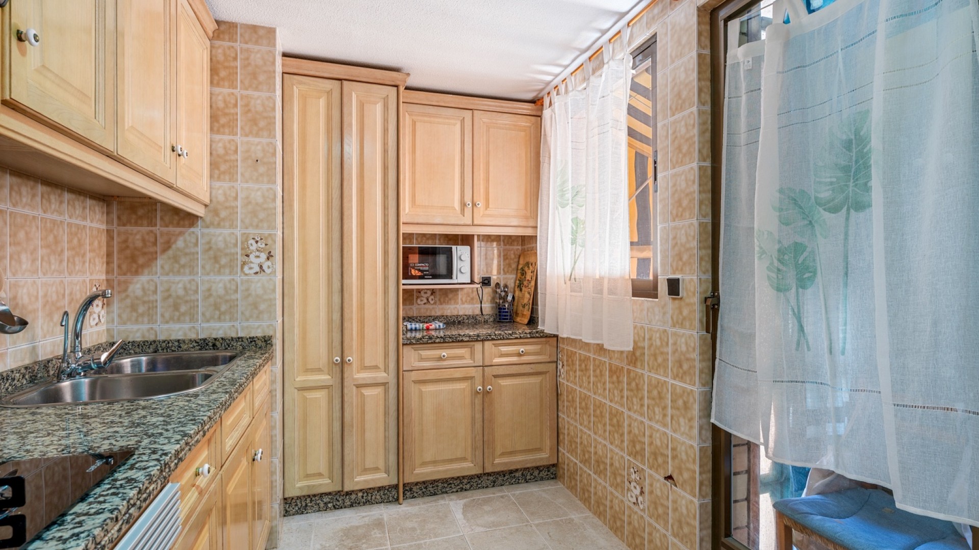 Venta - Apartamento piso -
Arenales del Sol - Segunda linea playa