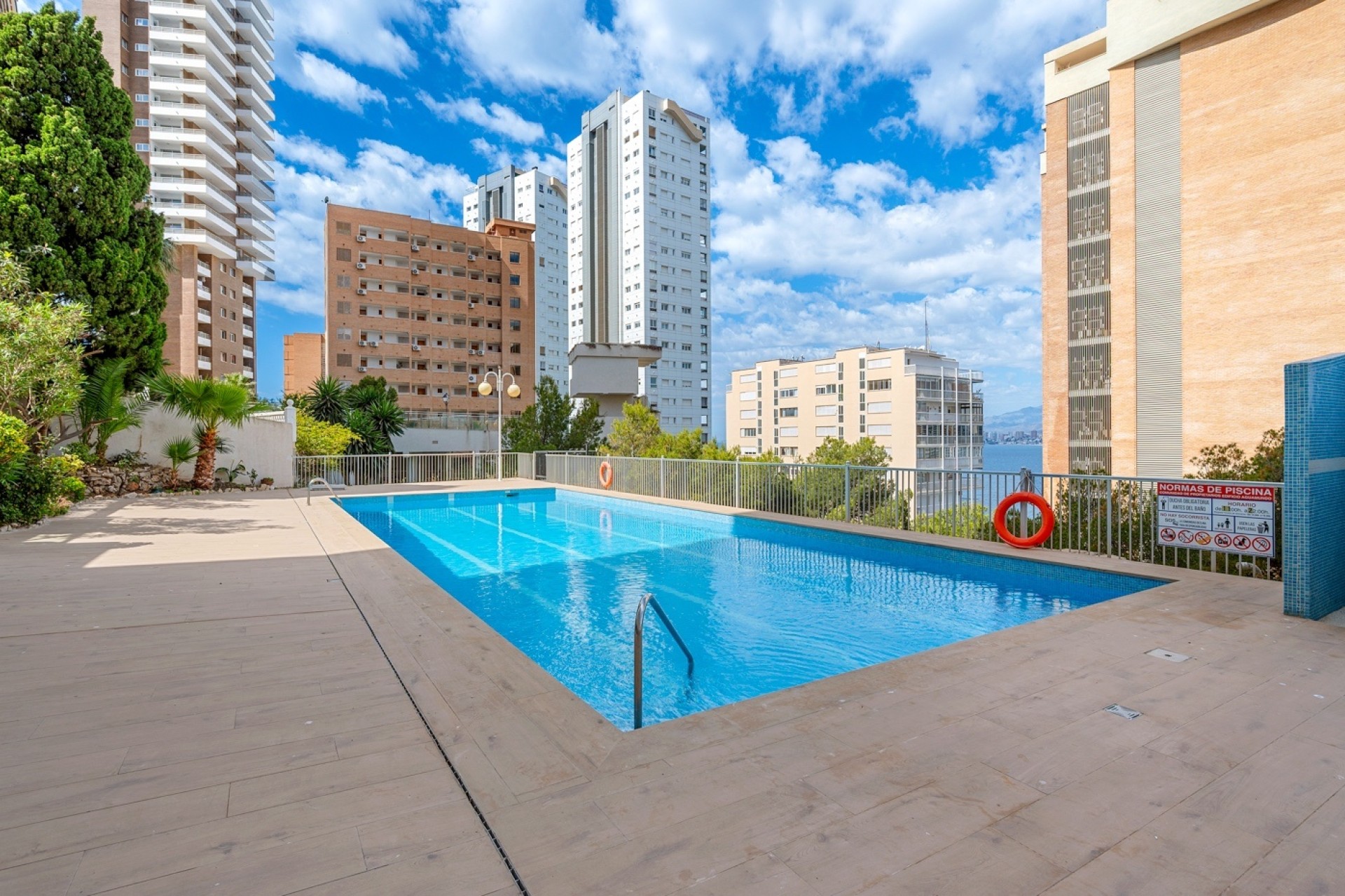 Venta - Apartamento / Piso -
Benidorm - Levante*