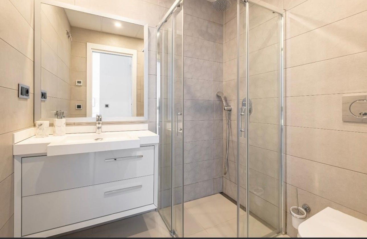 Venta - Apartamento / Piso -
Benidorm - Playa de Poniente