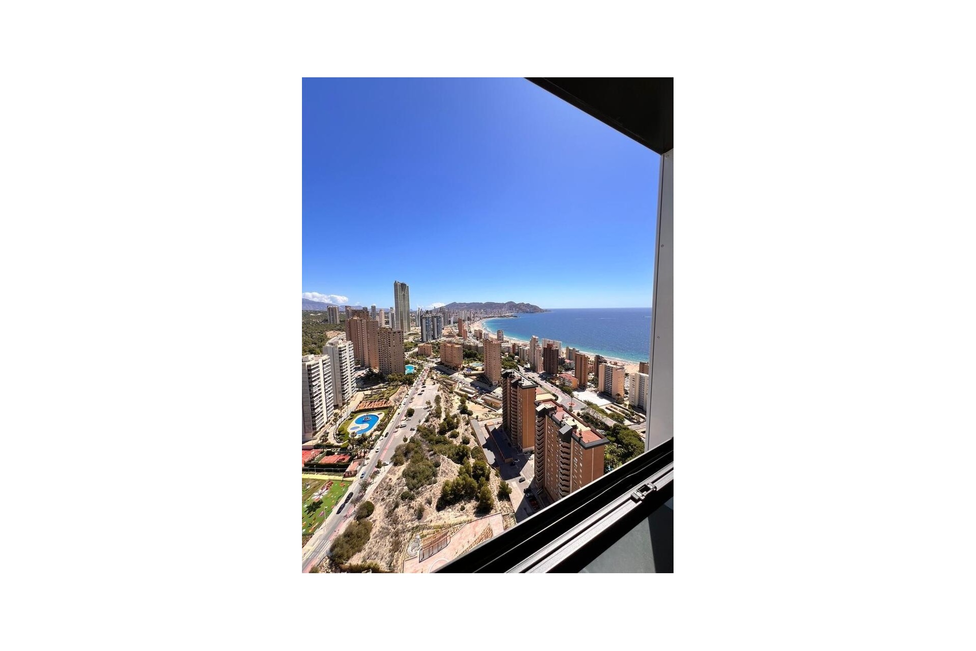 Venta - Apartamento / Piso -
Benidorm - Playa de Poniente