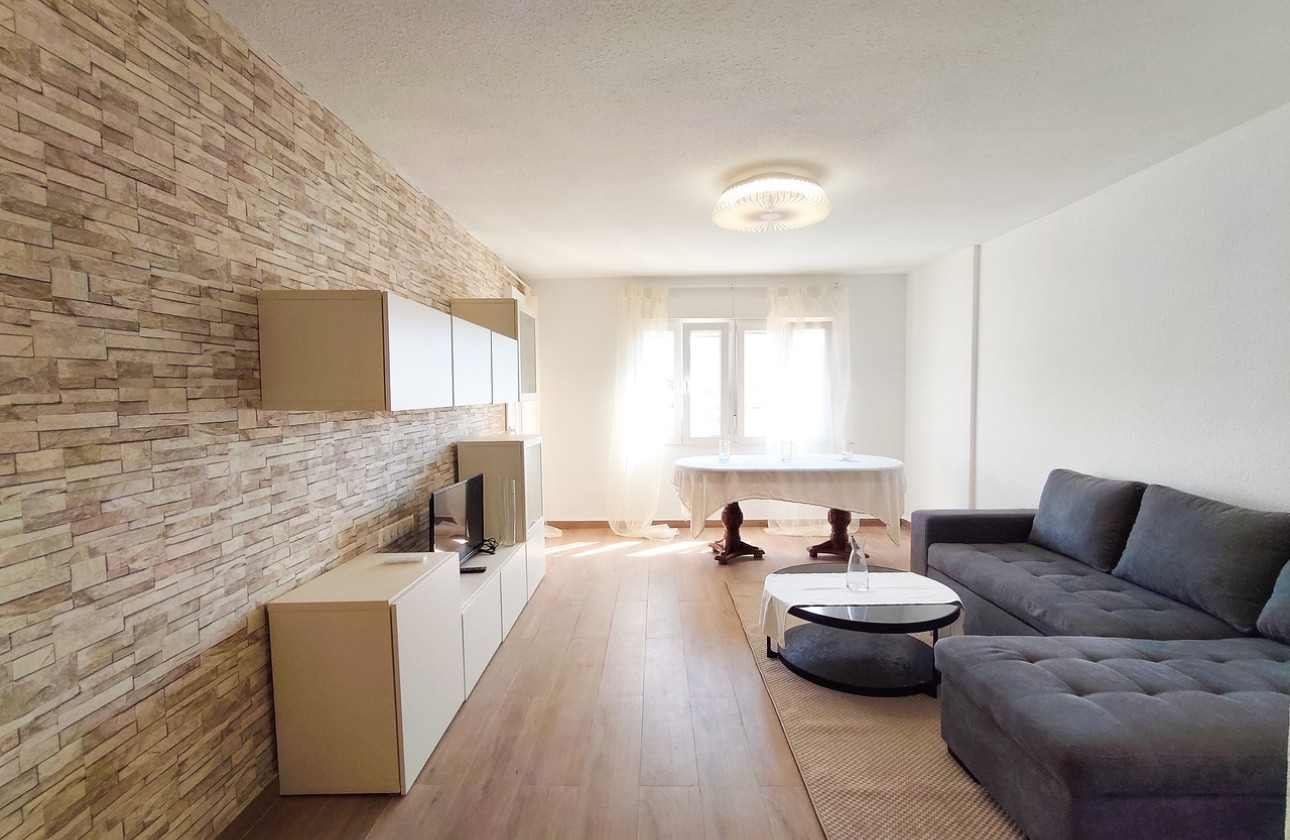 Venta - Apartamento / Piso -
Benijofar