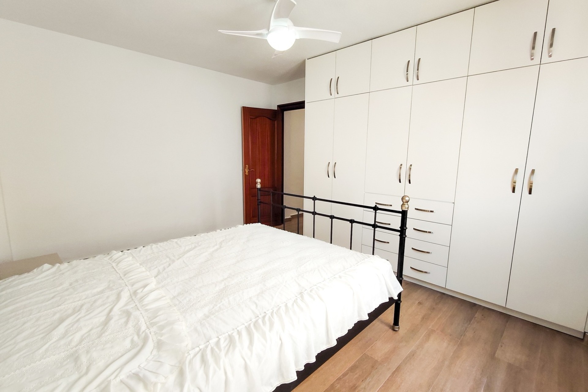 Venta - Apartamento / Piso -
Benijofar