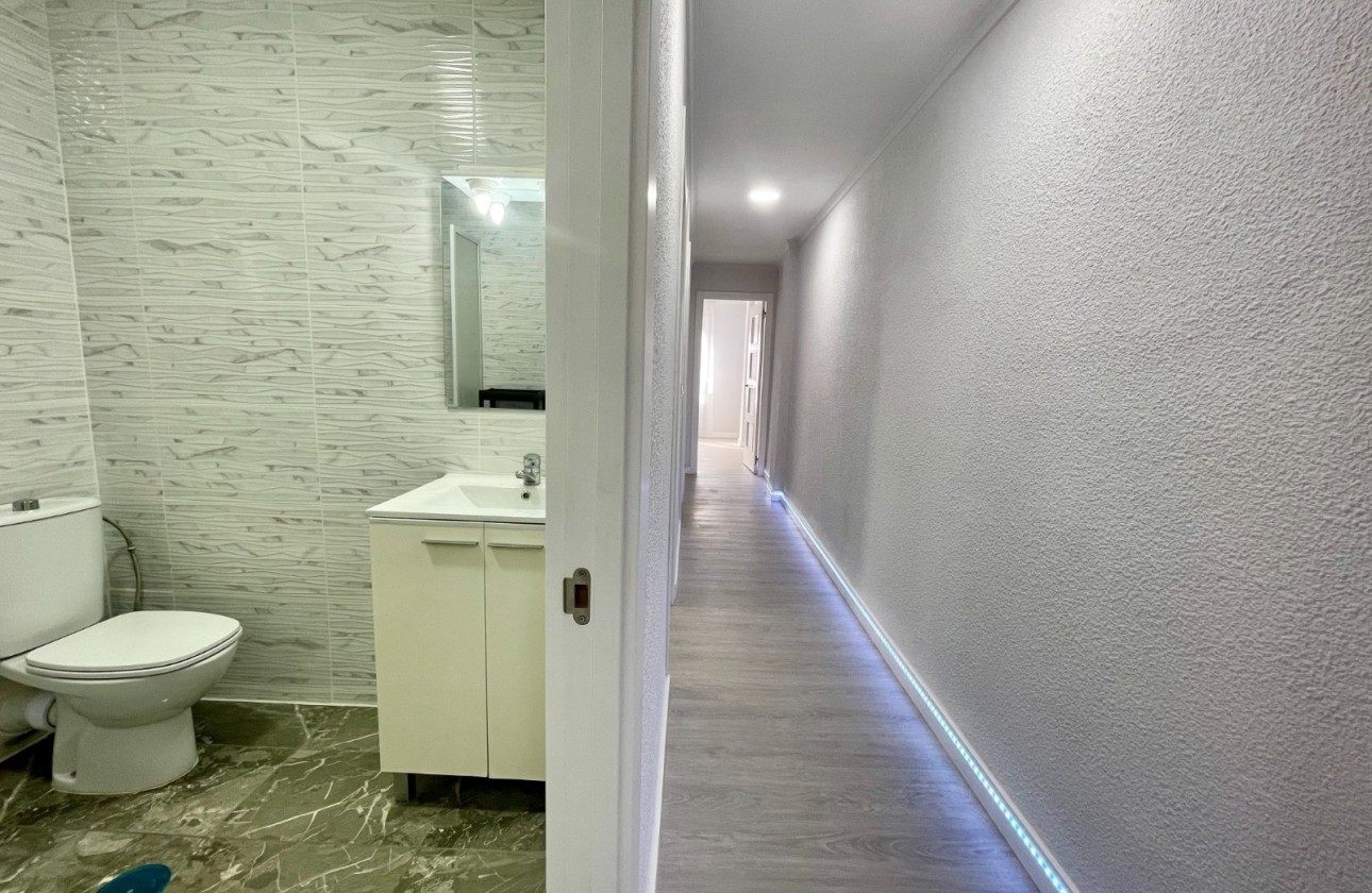 Venta - Apartamento / Piso -
Bigastro